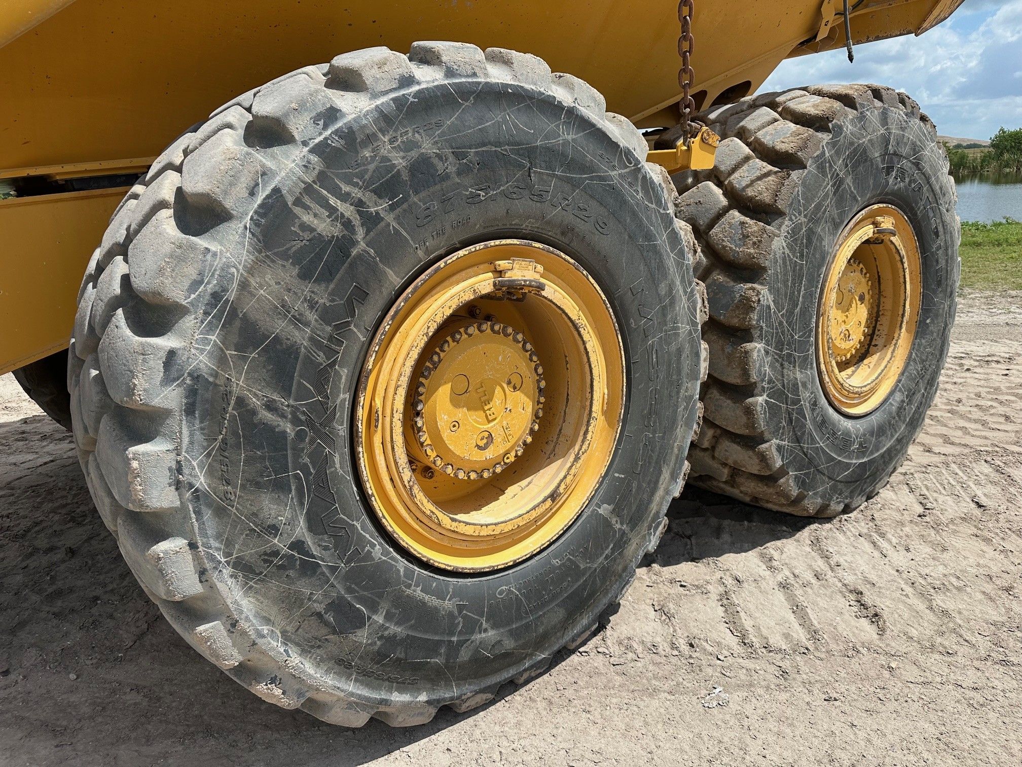 2022 BELL B50E Photo 11 Thumbnail