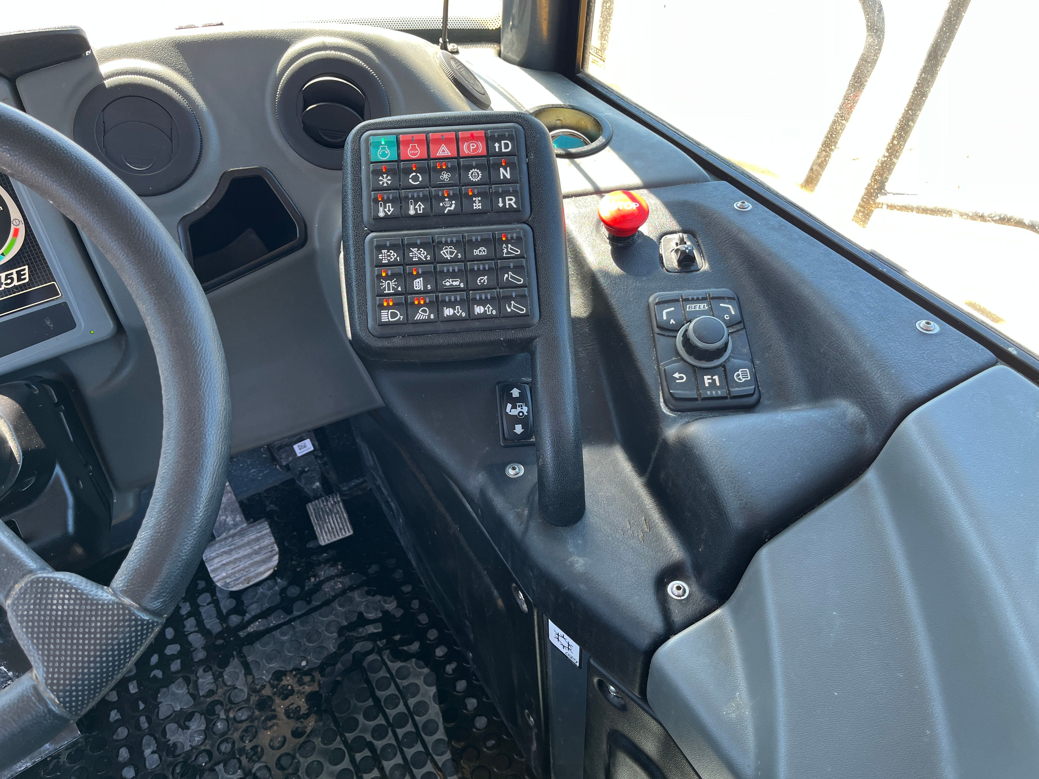 2025 BELL B45E Photo 10 Thumbnail