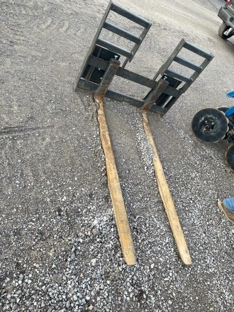 72" SKID STEER FORKS Photo 3 Thumbnail
