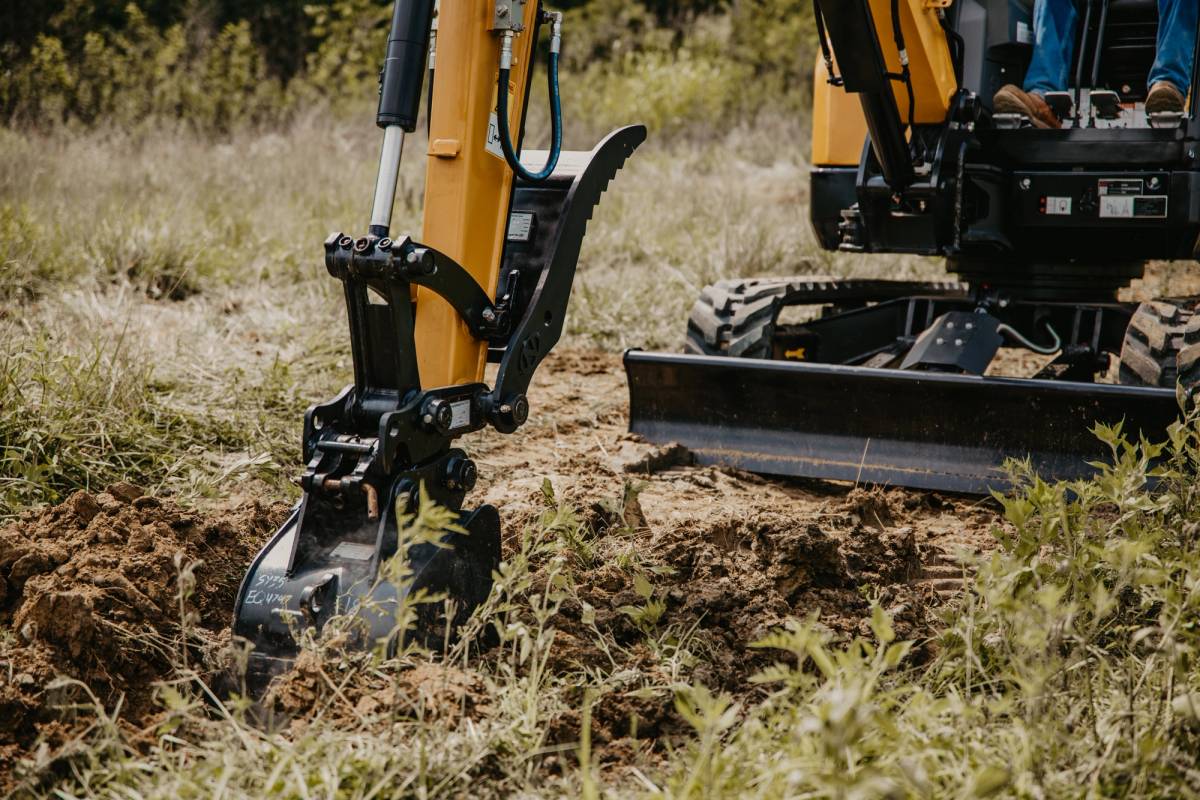 Newman Tractor Image