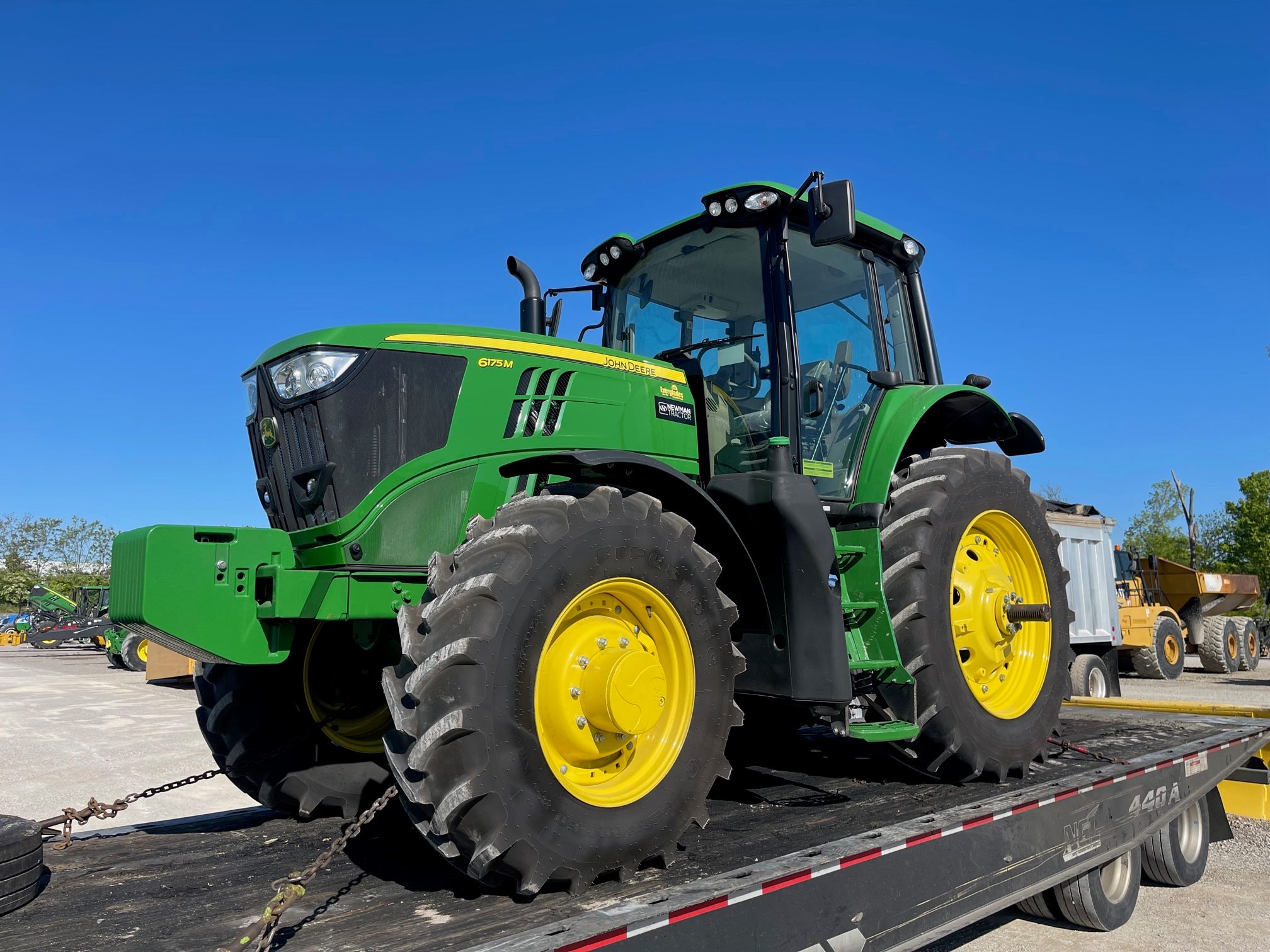 2022 JOHN DEERE 6175M Photo 1 Thumbnail