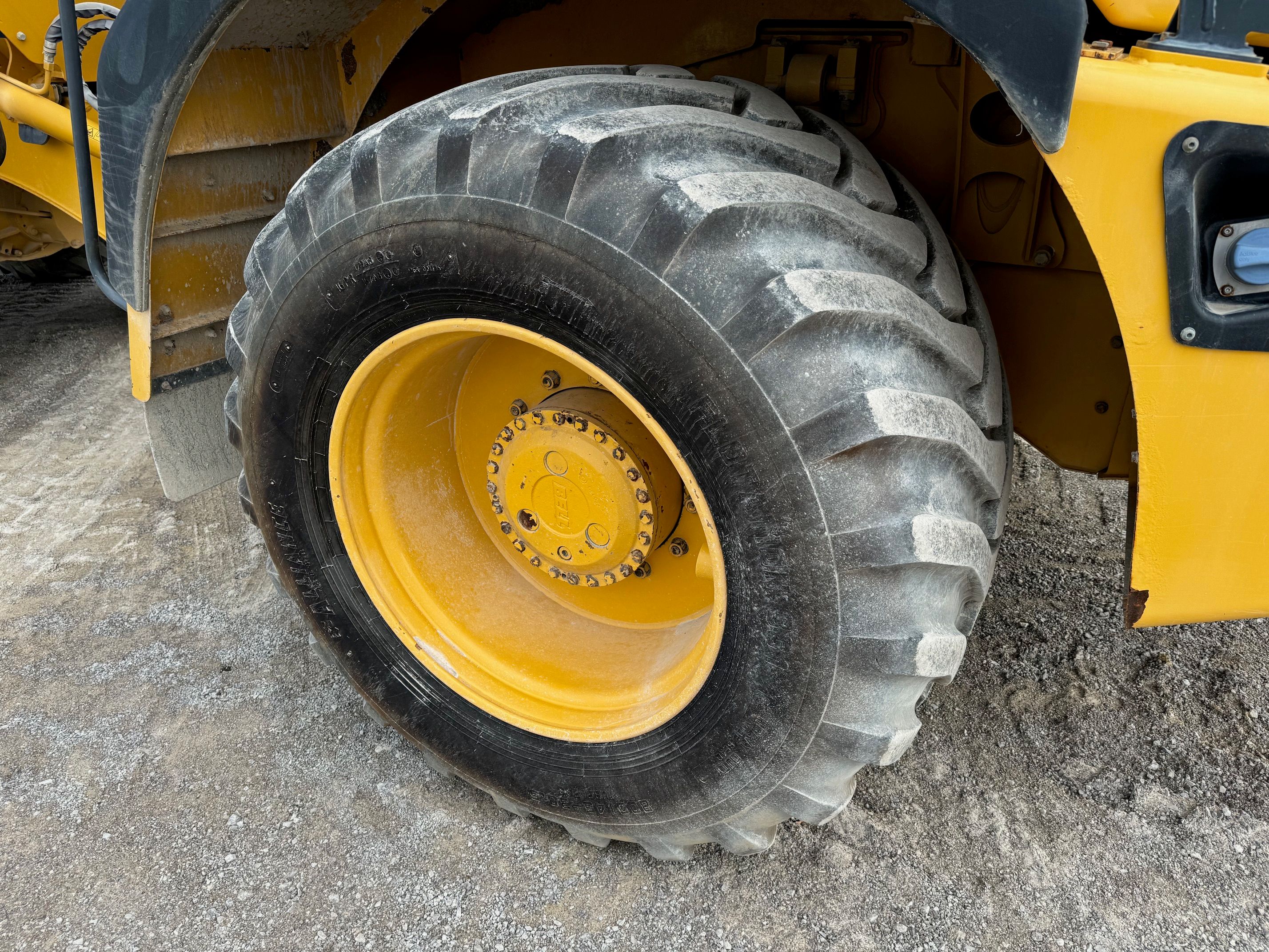 2019 BELL B20E Photo 5 Thumbnail