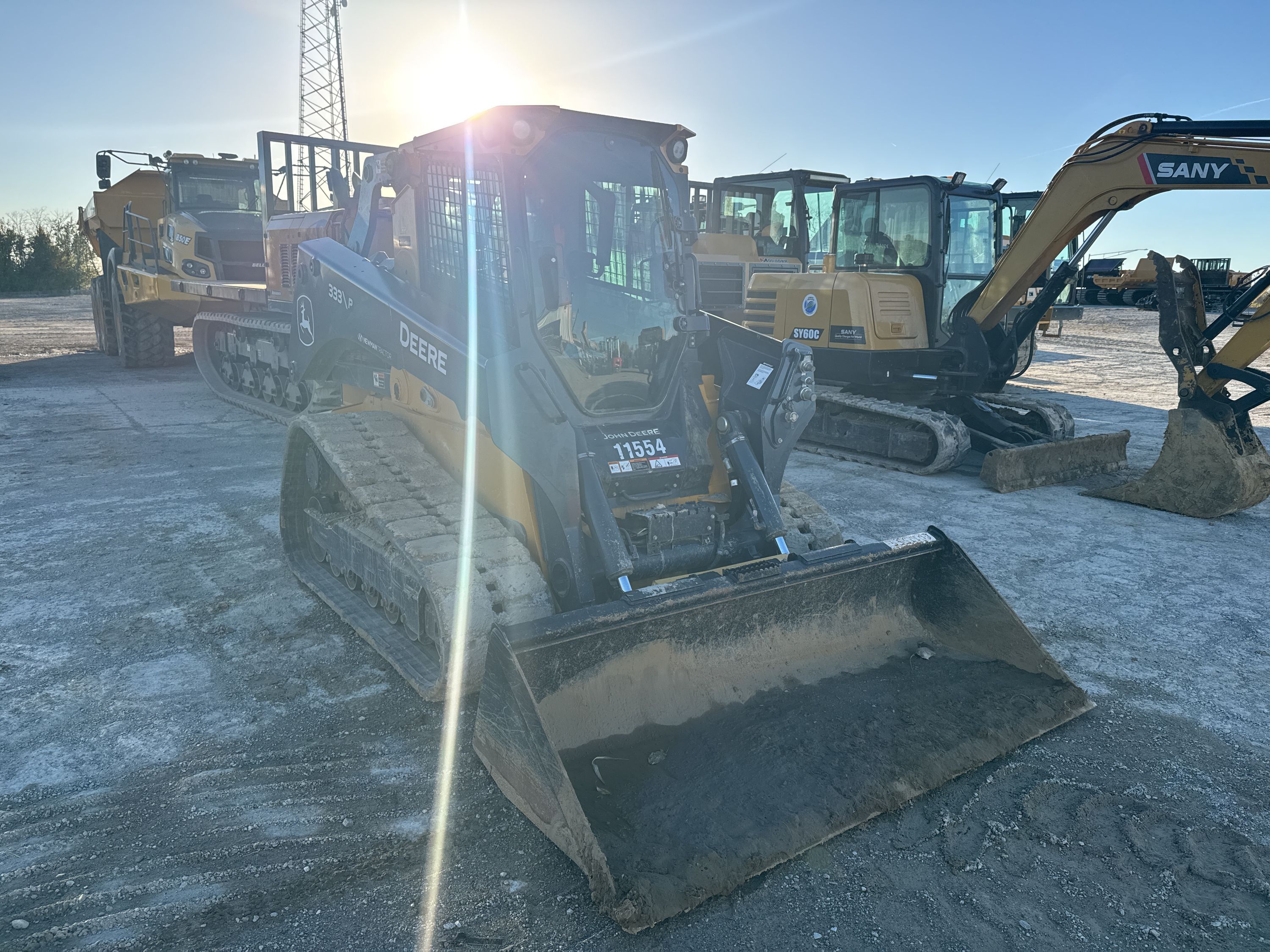 2024 JOHN DEERE 333P Photo 7 Thumbnail