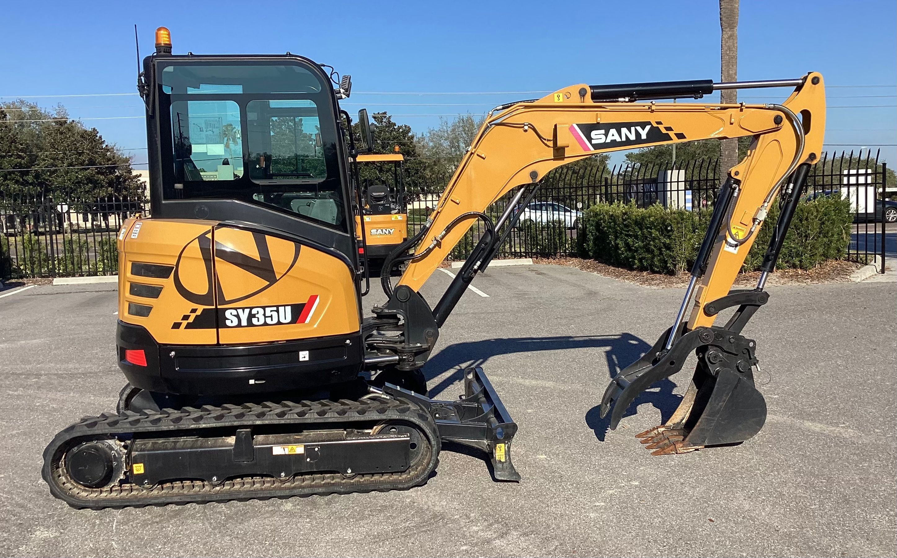 2023 SANY SY35U-CAB Photo 5 Thumbnail