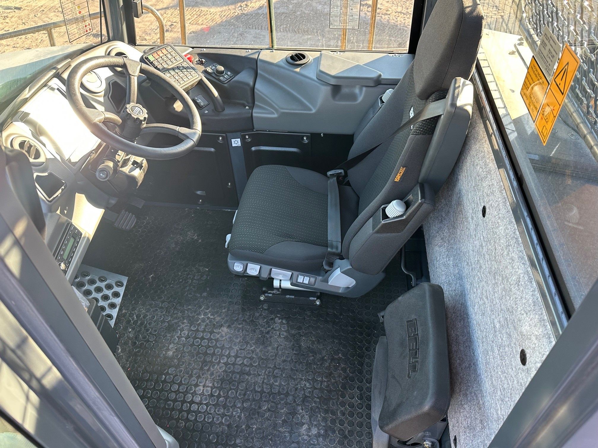 2025 BELL B45E Photo 7 Thumbnail