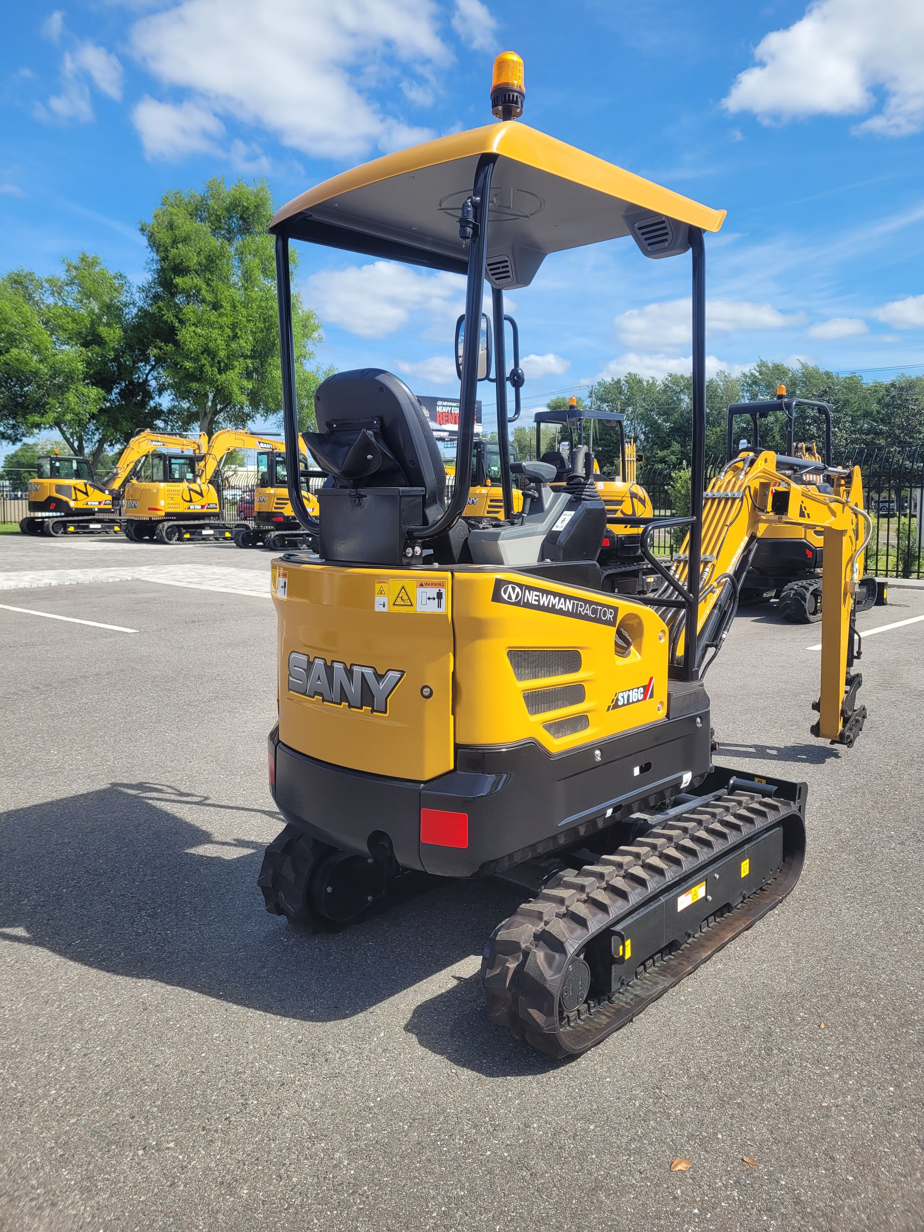 2022 SANY SY16C Photo 4 Thumbnail