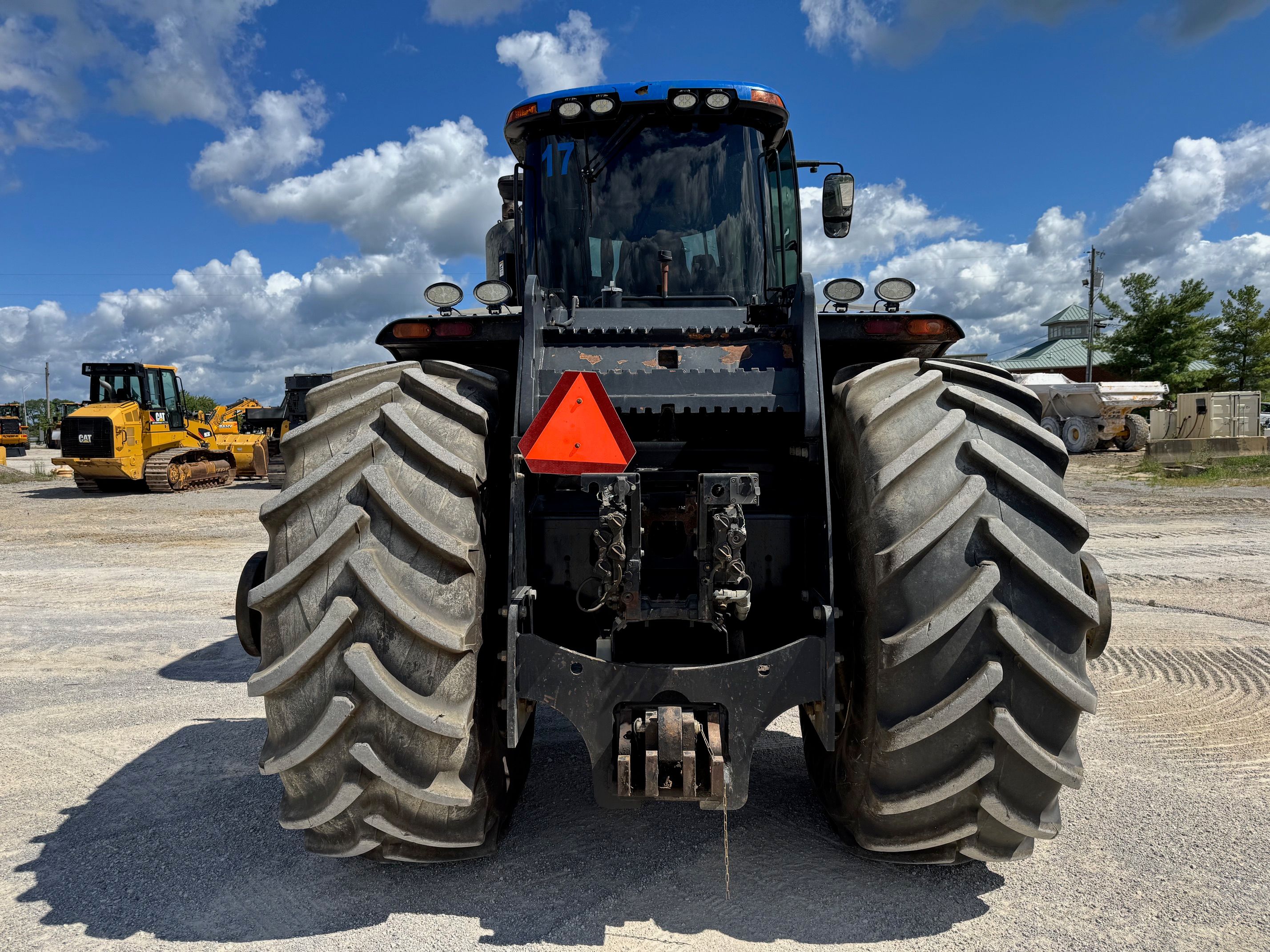 2019 NEW HOLLAND T9-645 Photo 3 Thumbnail