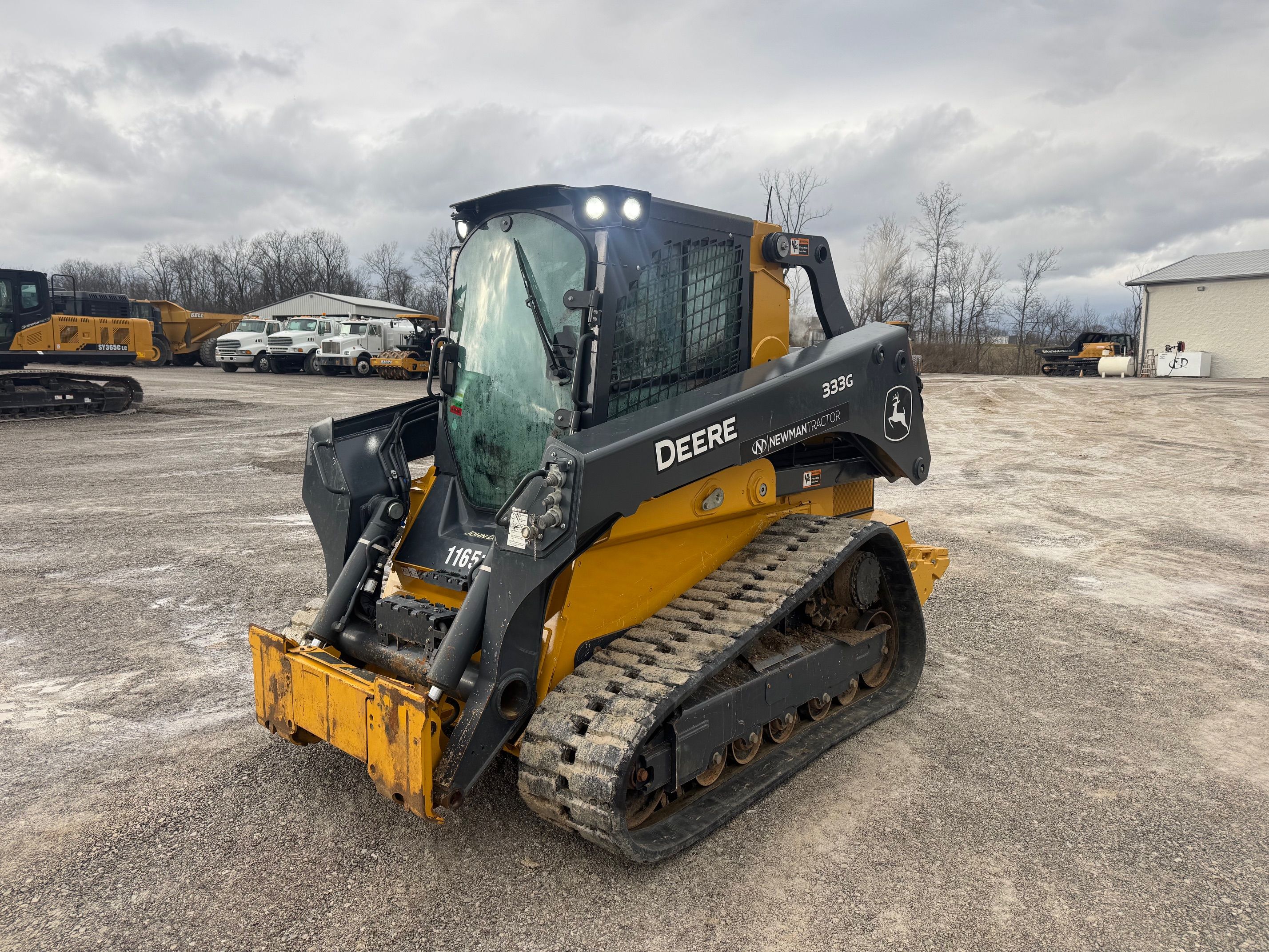 2024 JOHN DEERE 333G Photo 1 Thumbnail