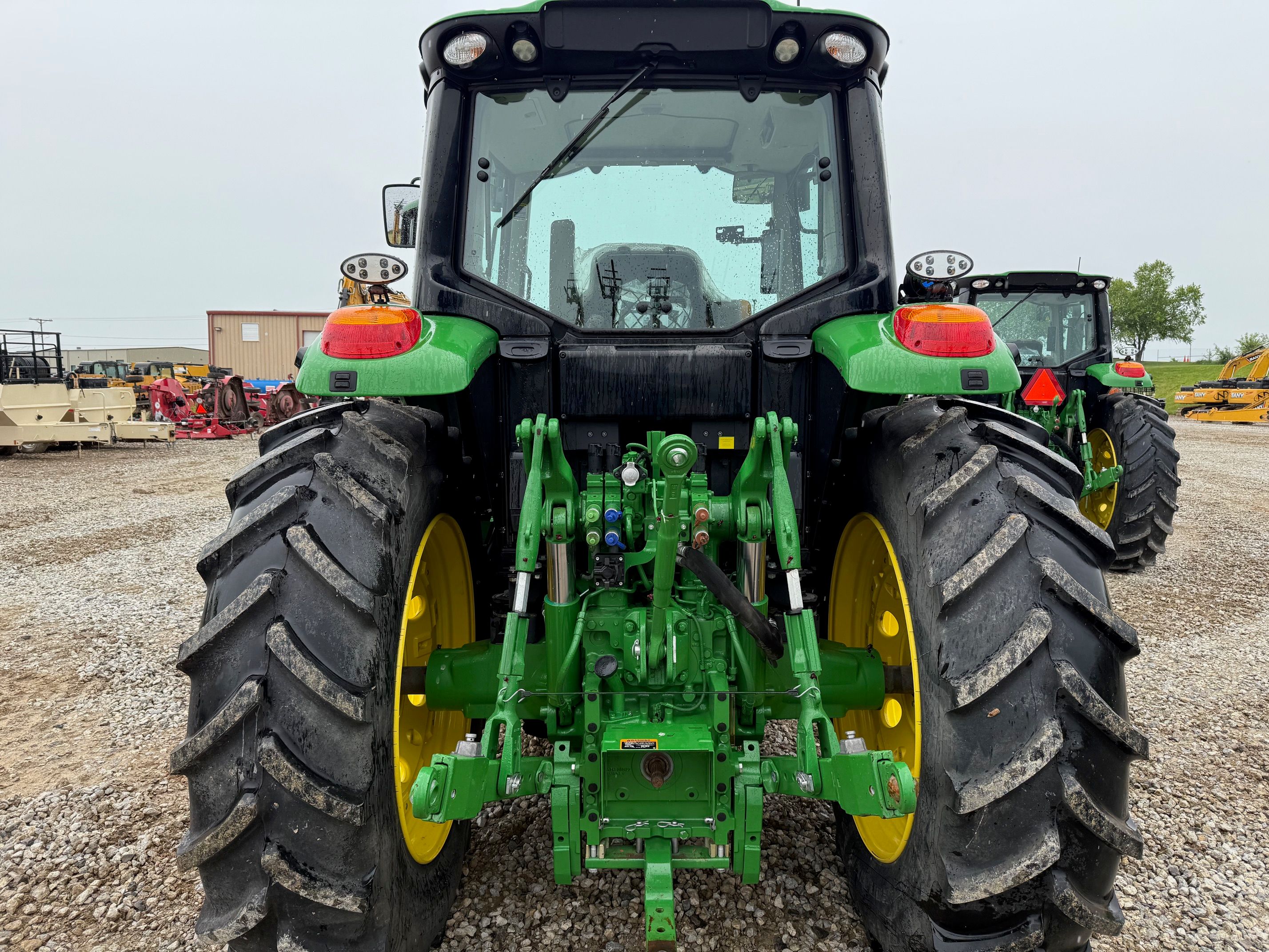 2022 JOHN DEERE 6155M Photo 4 Thumbnail