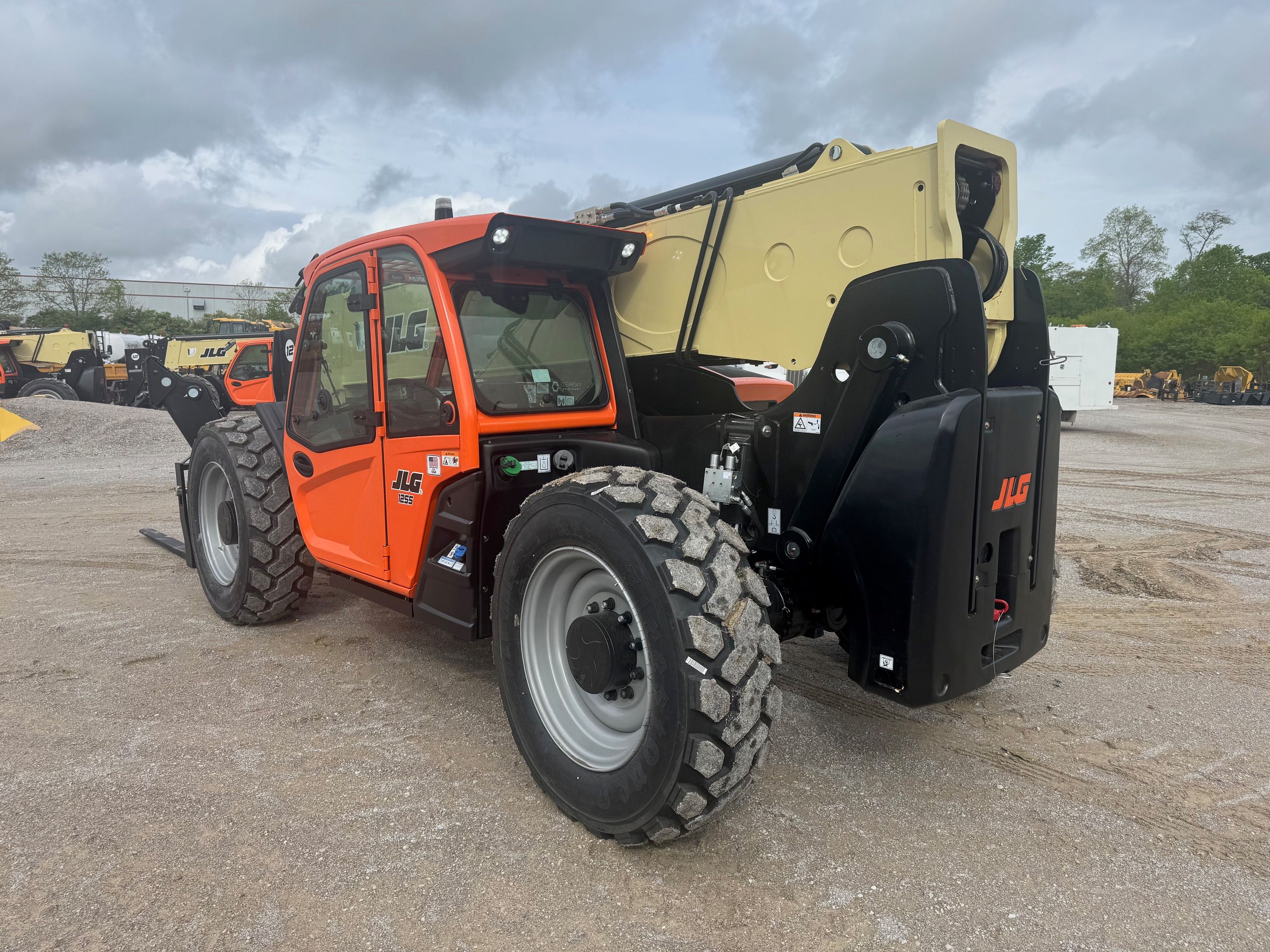 2025 JLG 1255 Photo 2 Thumbnail