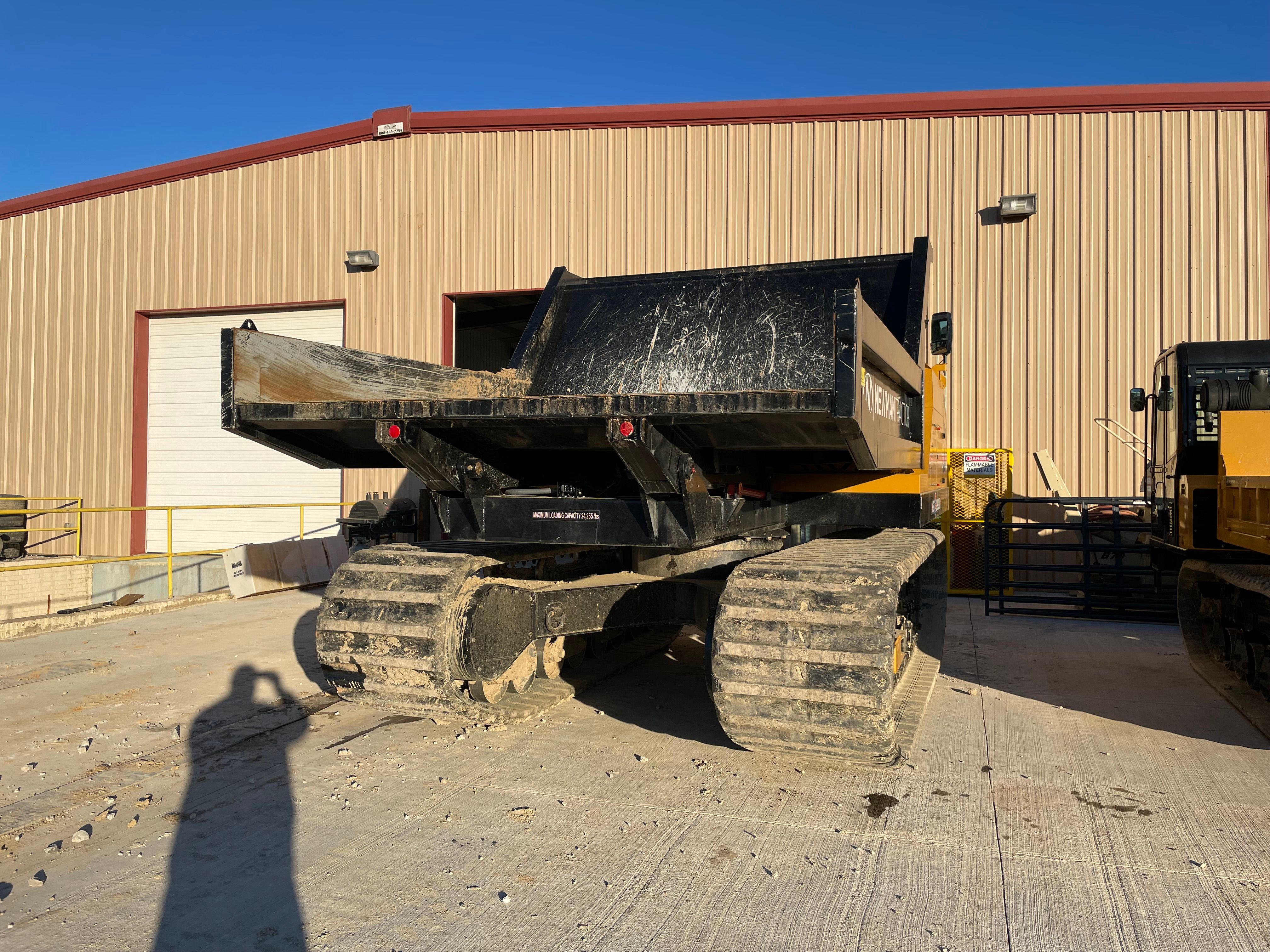 2023 MOROOKA MST 2200VDR Photo 2 Thumbnail