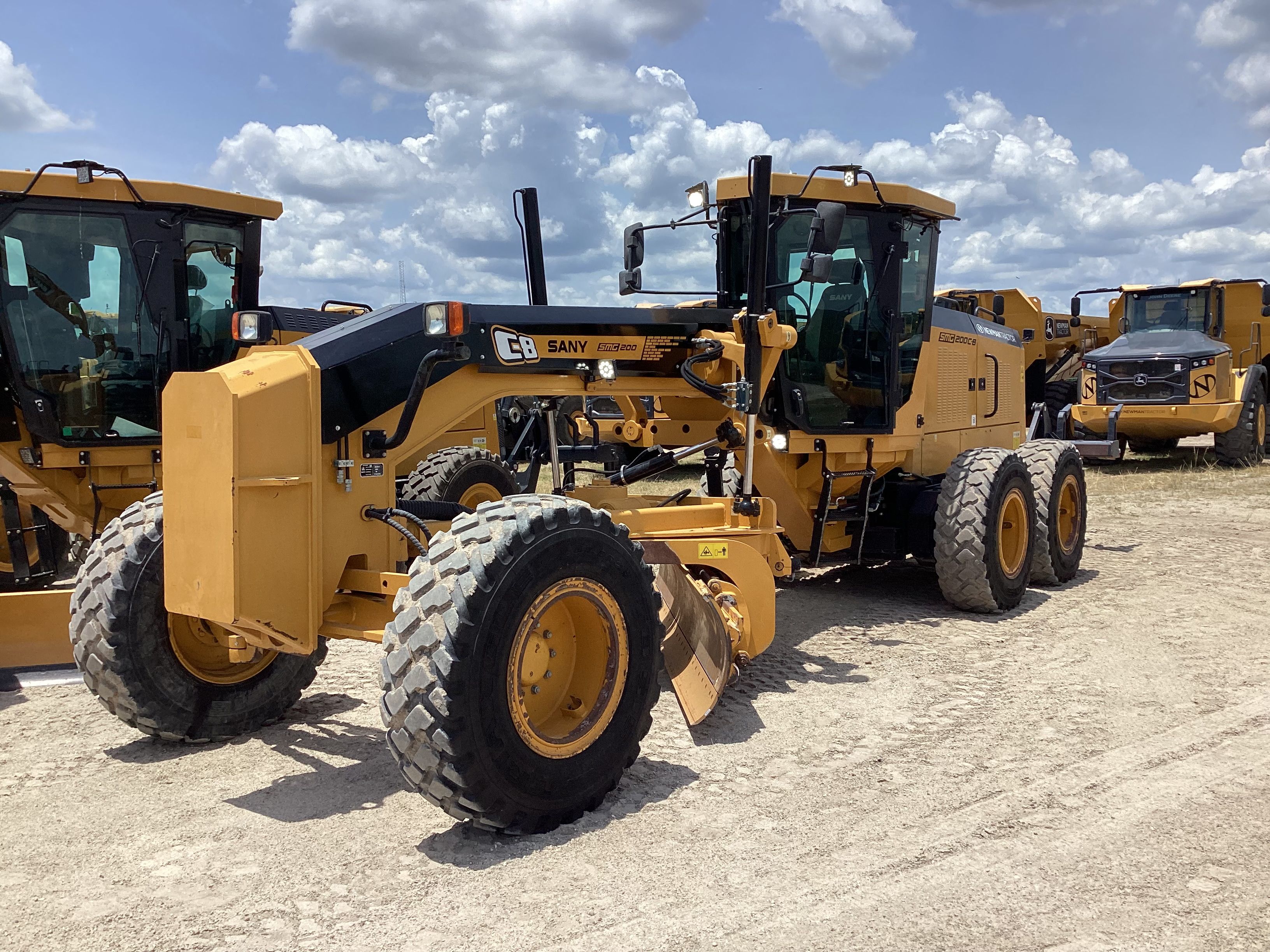 2022 SANY SMG200C-8 Photo 1 Thumbnail
