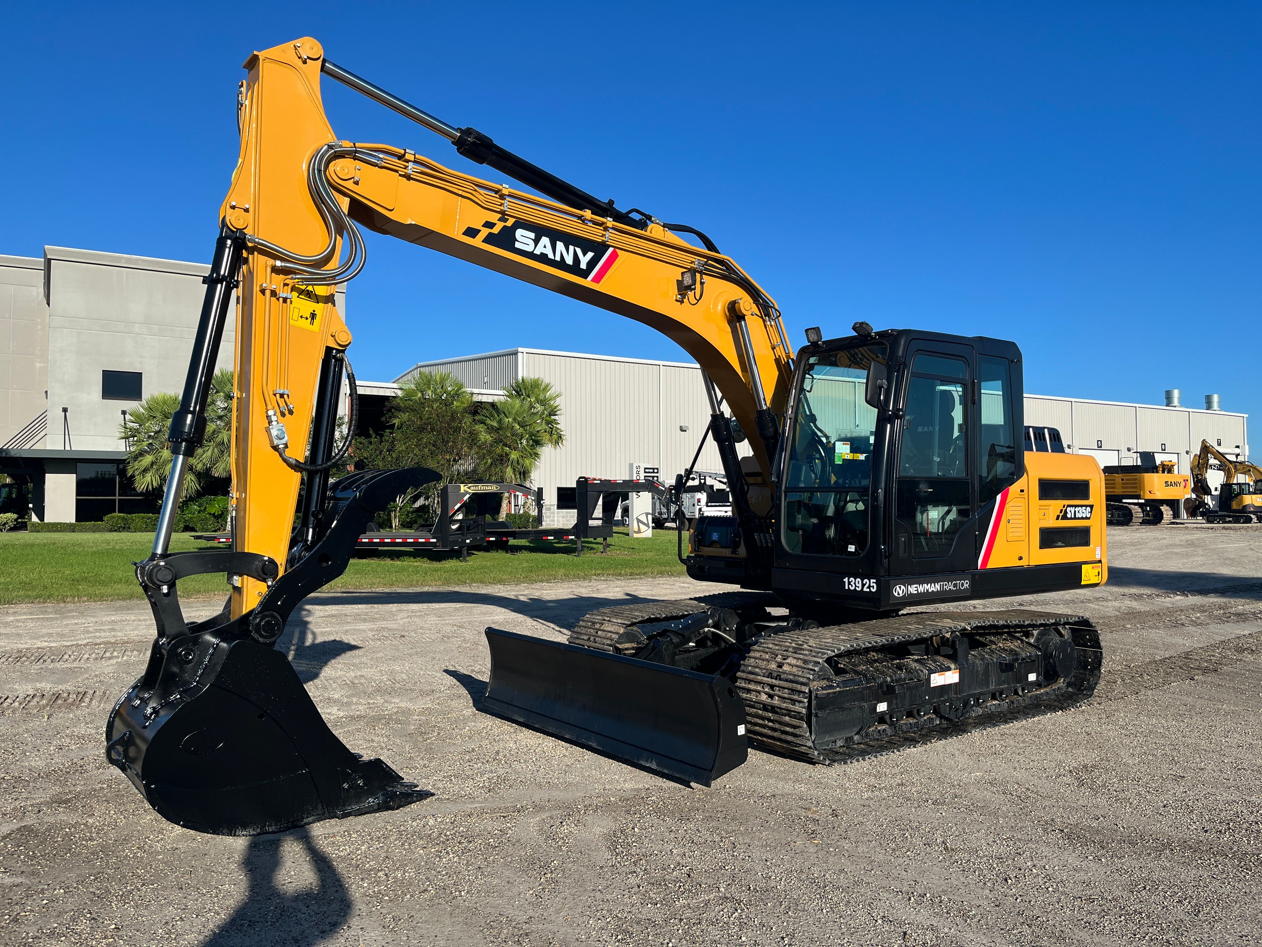 2025 SANY SY135C Photo 1 Thumbnail