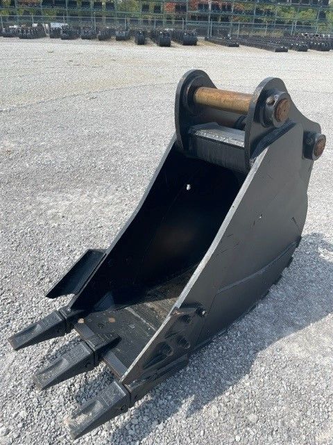 24" BUCKET FOR SY265C Photo 4 Thumbnail