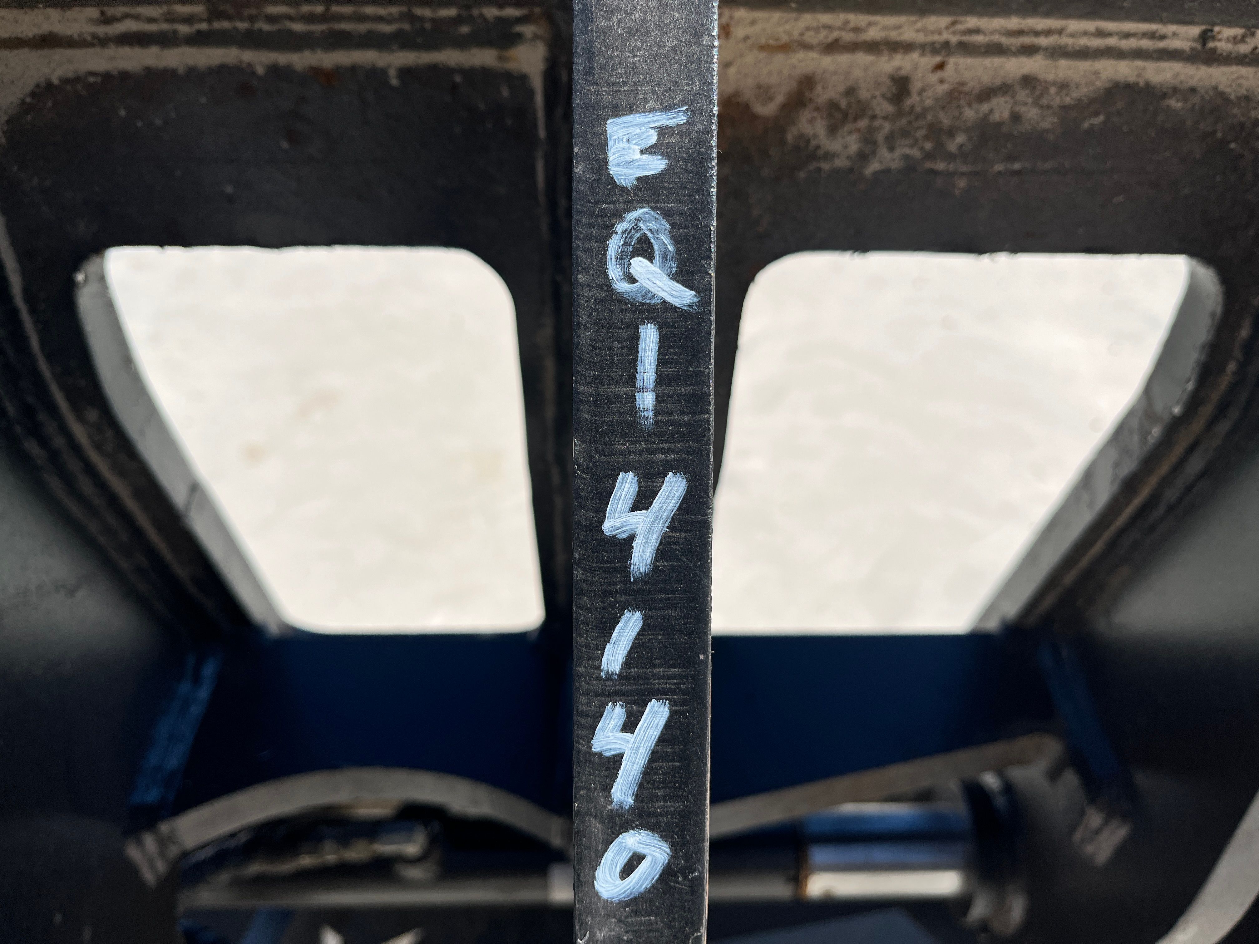 QCH HYDRAULIC QUICK COUPLER FOR SW405K Photo 5 Thumbnail