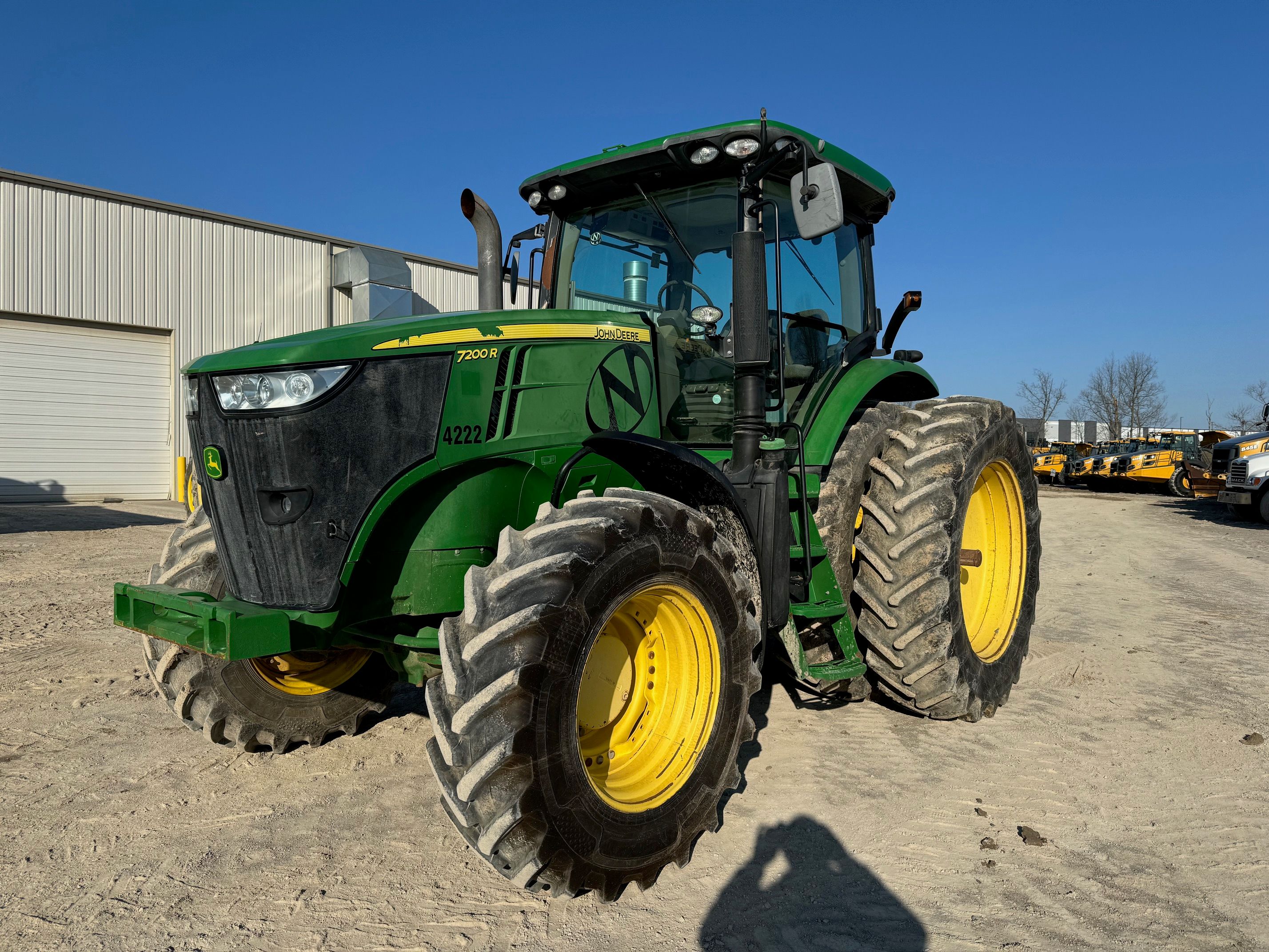 2013 JOHN DEERE 7200R Photo 1 Thumbnail