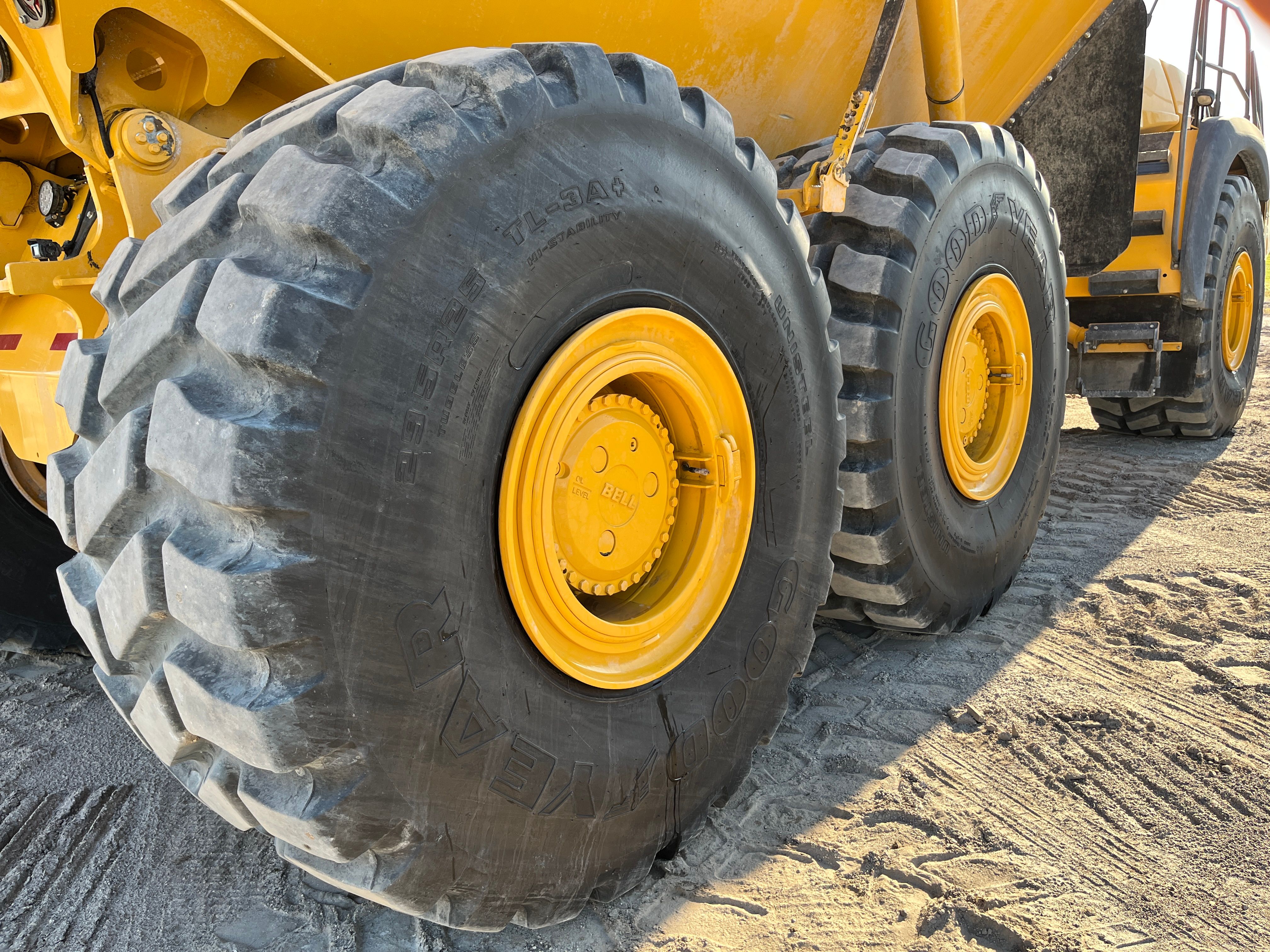 2025 BELL B45E Photo 14 Thumbnail