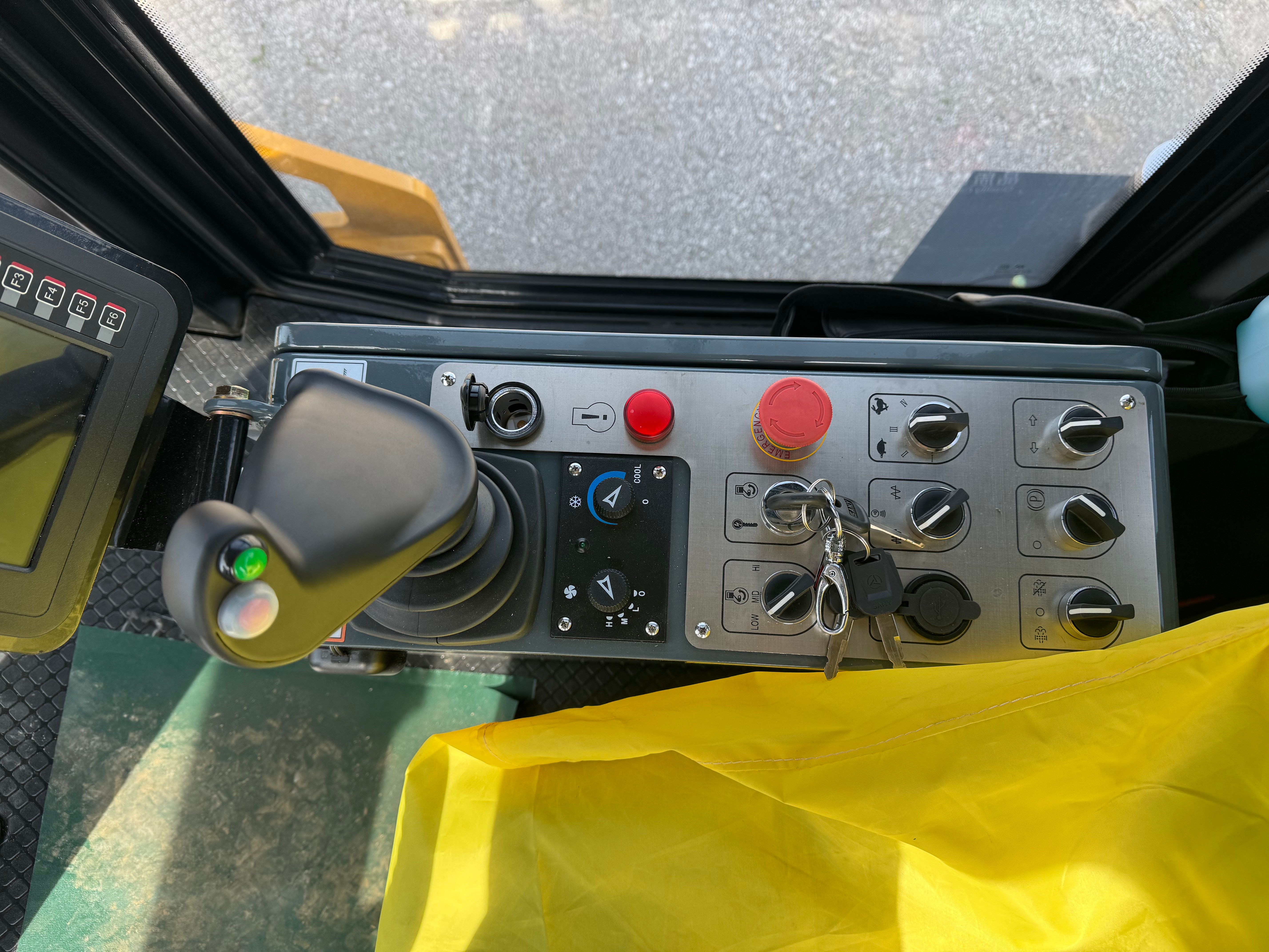 2025 SANY SSR120HT-CAB Photo 3 Thumbnail