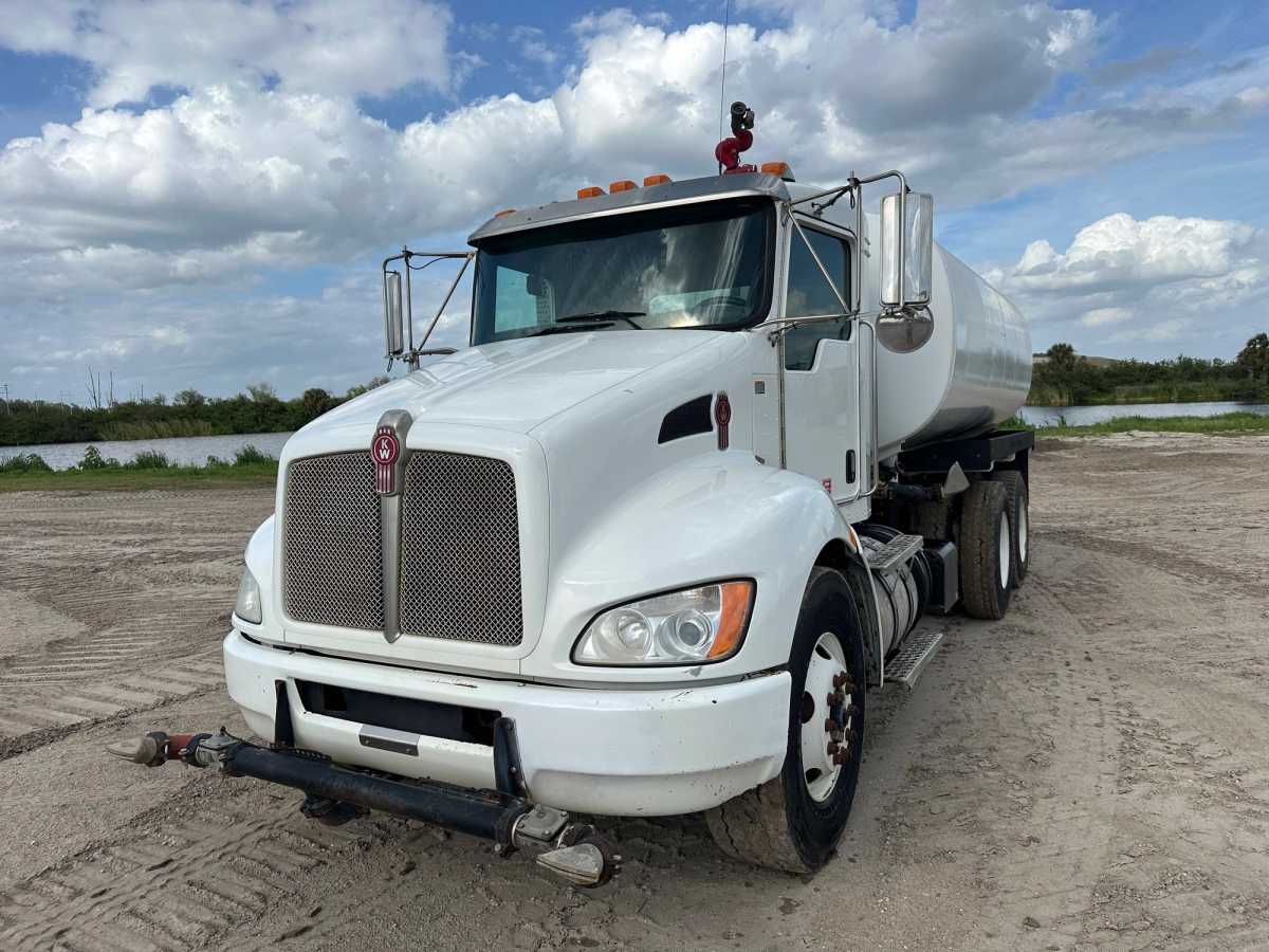 2019 KENWORTH T370 WATER Photo 1
