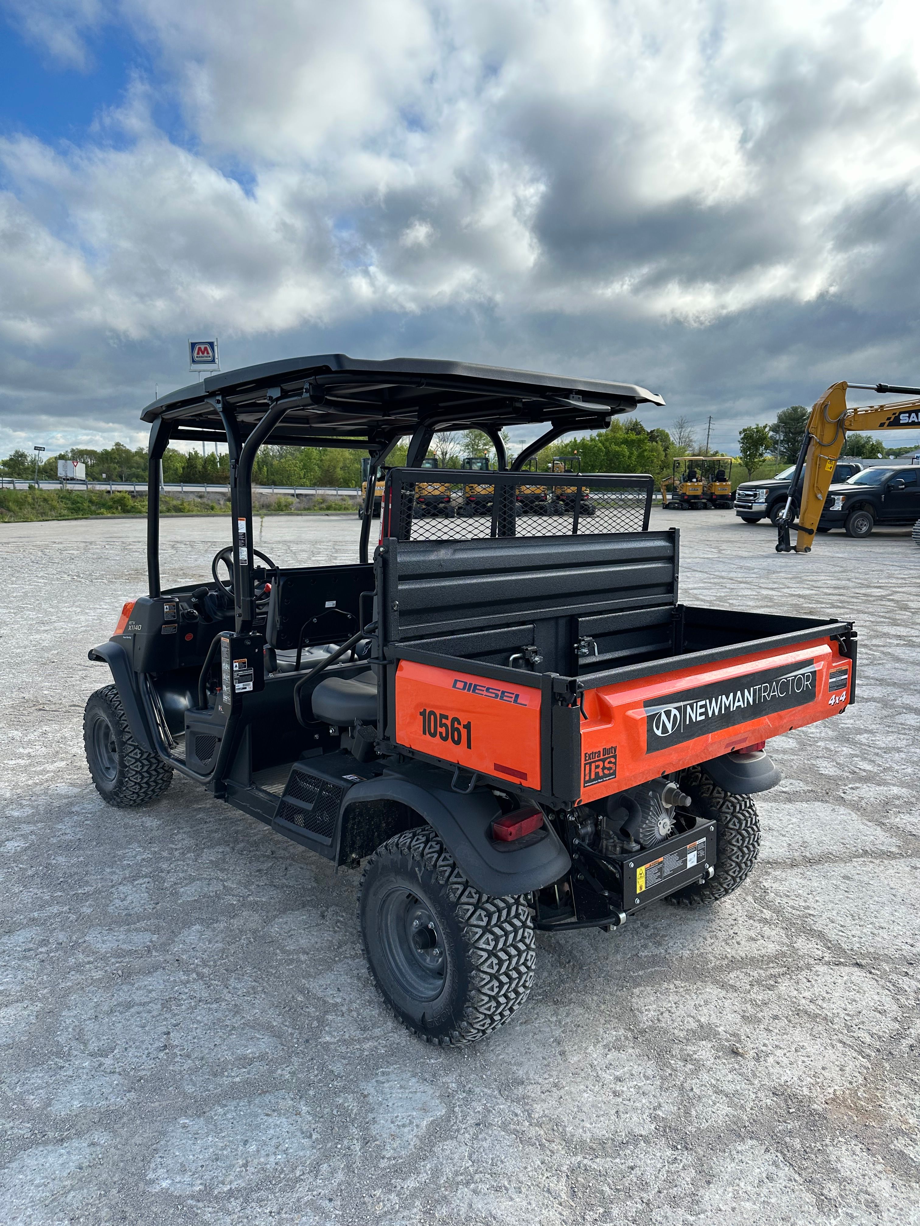 2023 KUBOTA RTV-X1140 Photo 3 Thumbnail