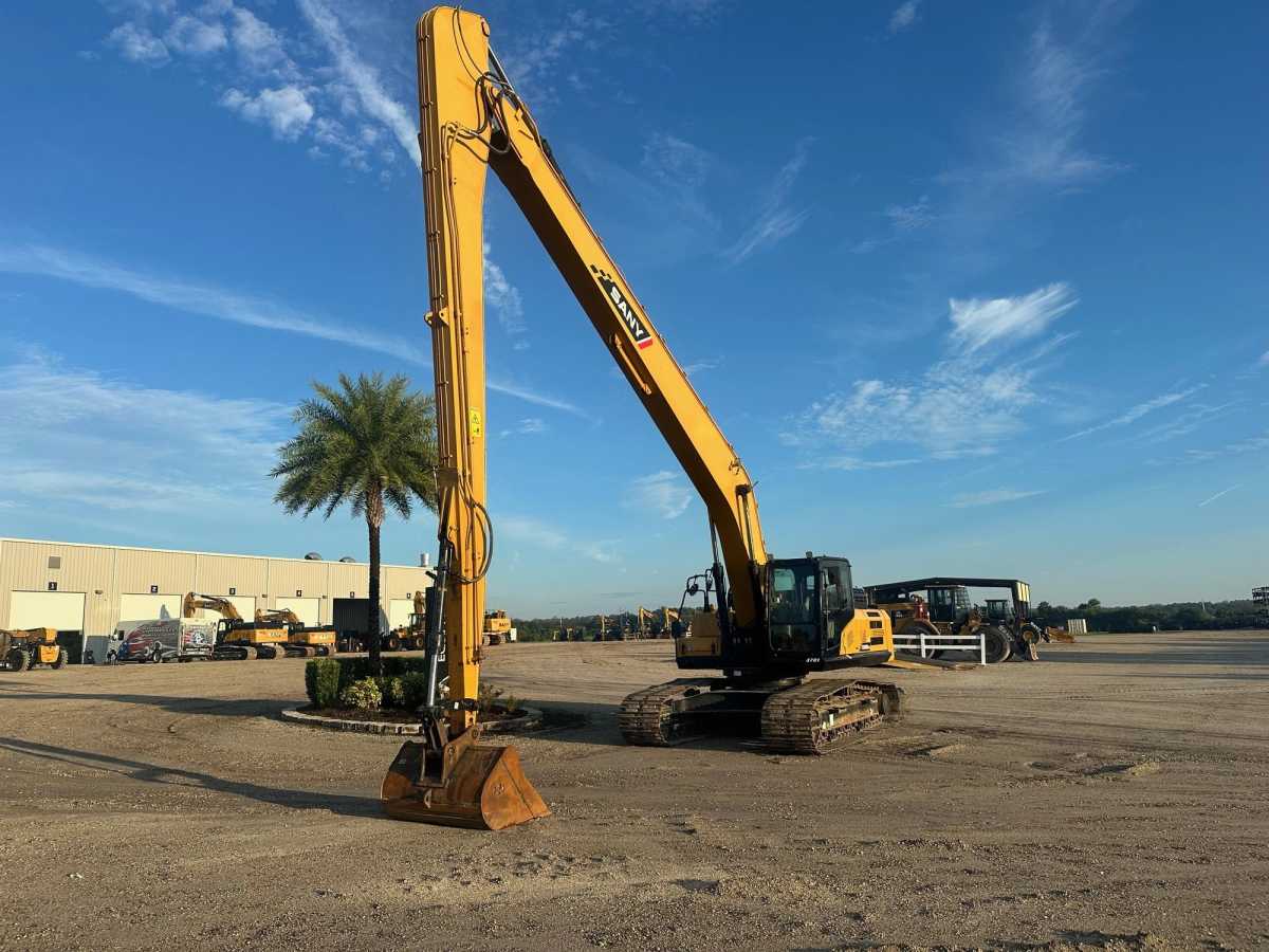 2021 SANY SY265C LR Photo 1