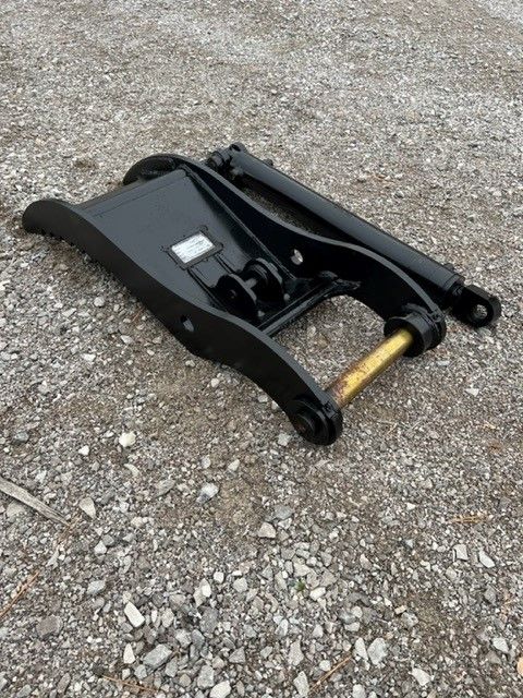 THUMB FOR SY50U (FOR USE W/ QUICK COUPLER) Photo 3 Thumbnail