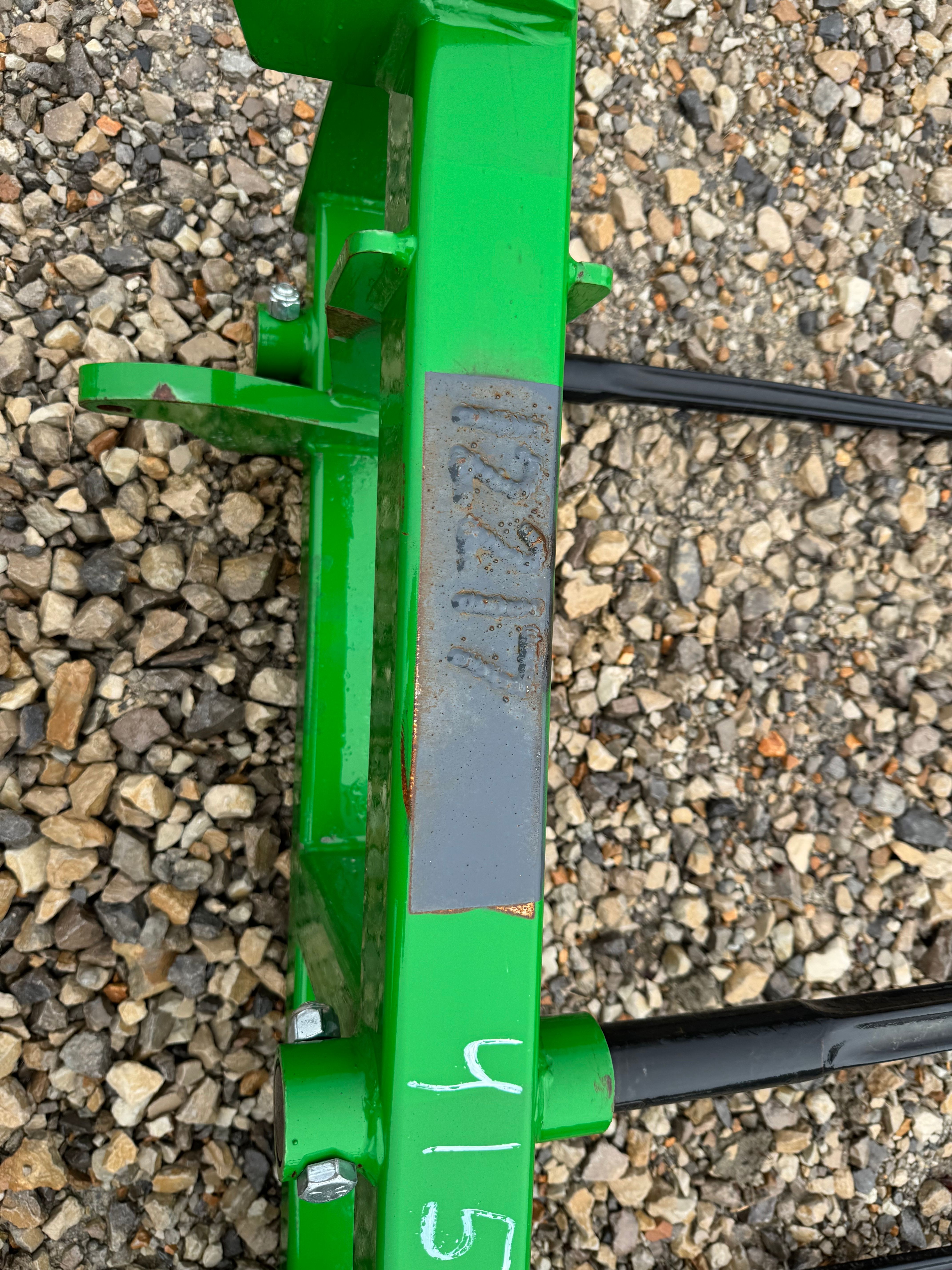 BALE SPEARS FOR 6130M Photo 2 Thumbnail