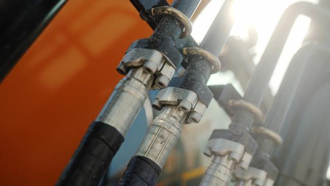 SY365C-hydraulics
