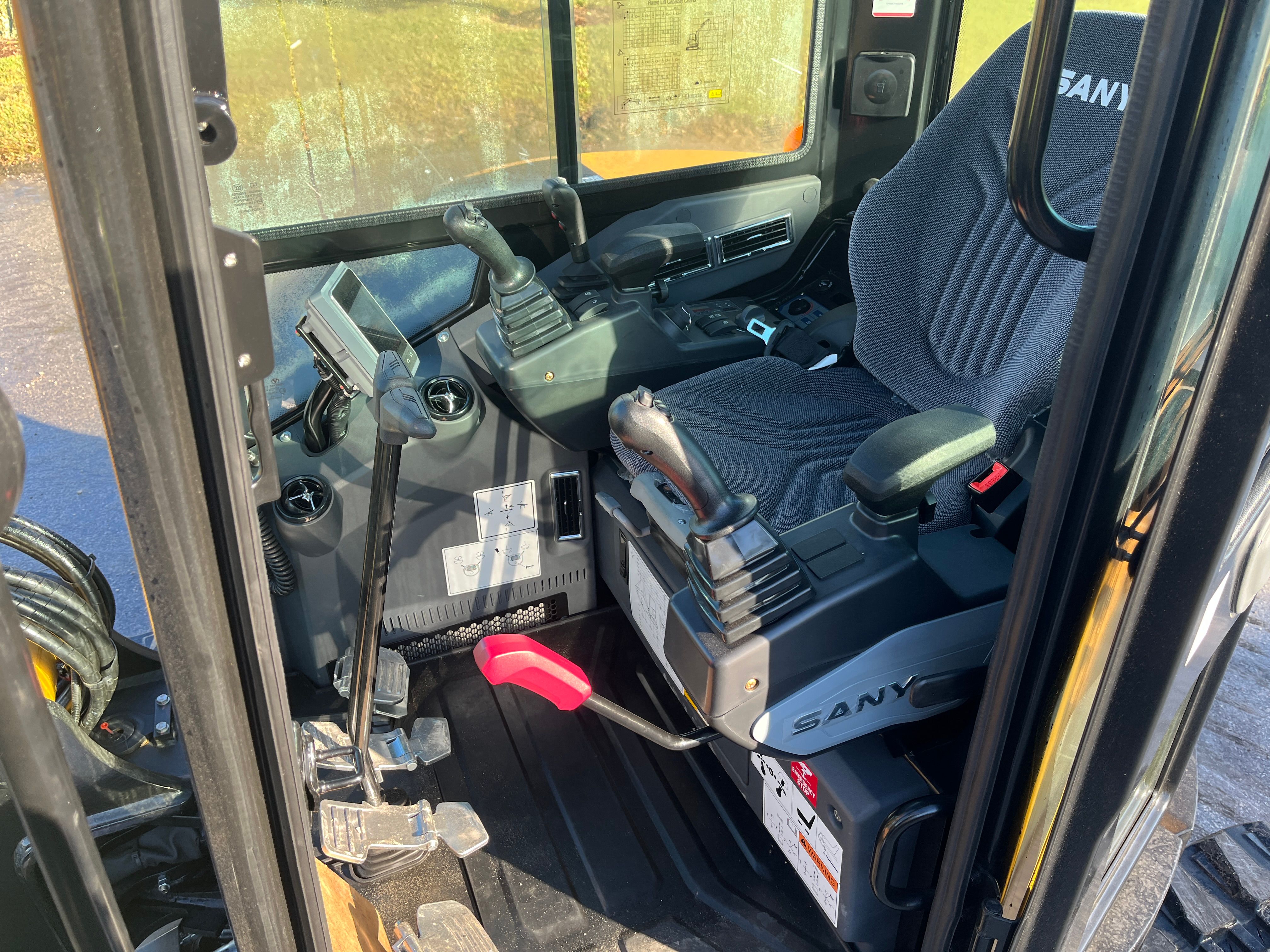 2025 SANY SY50U Photo 7 Thumbnail