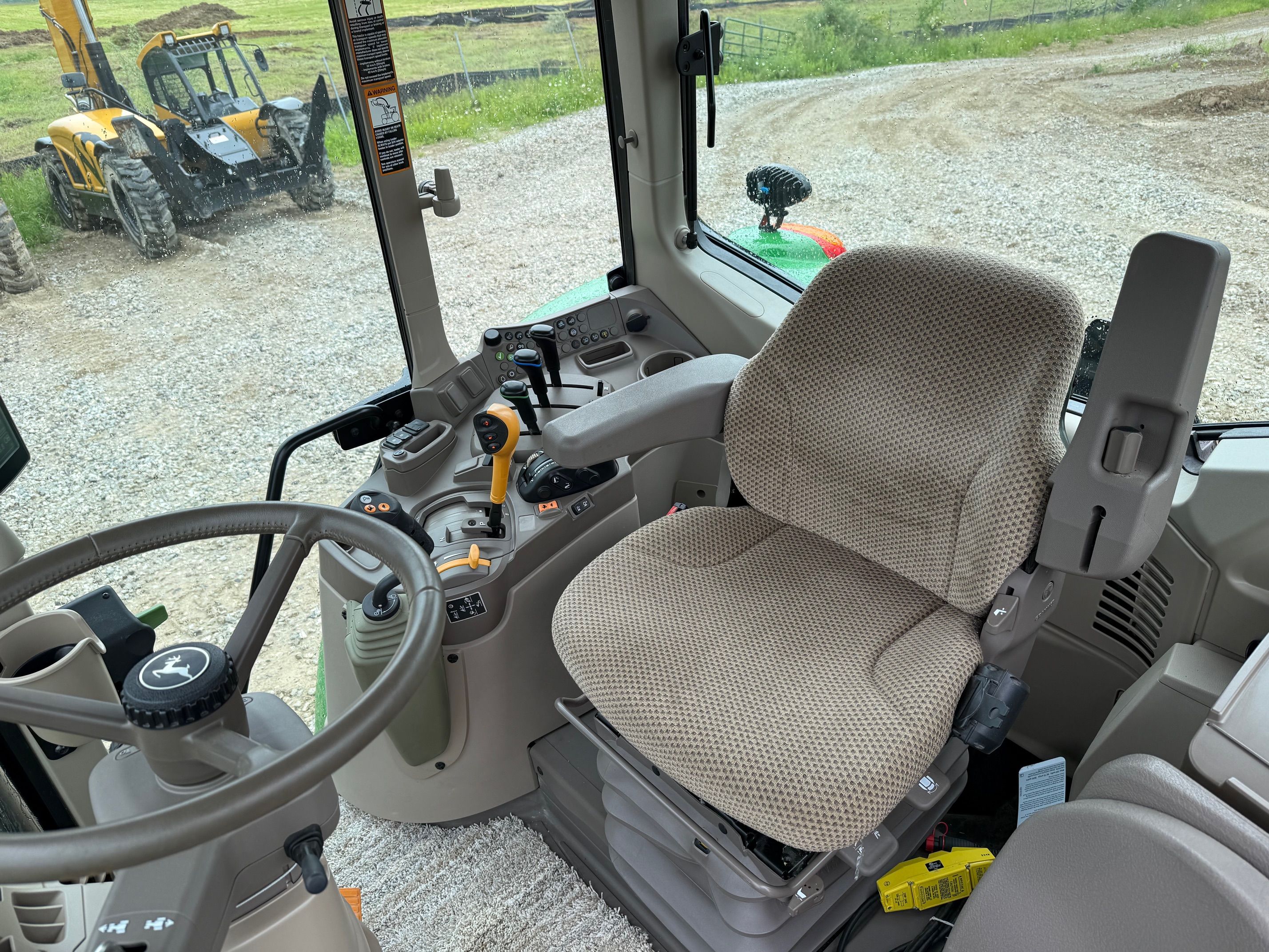 2023 JOHN DEERE 6155M Photo 7 Thumbnail