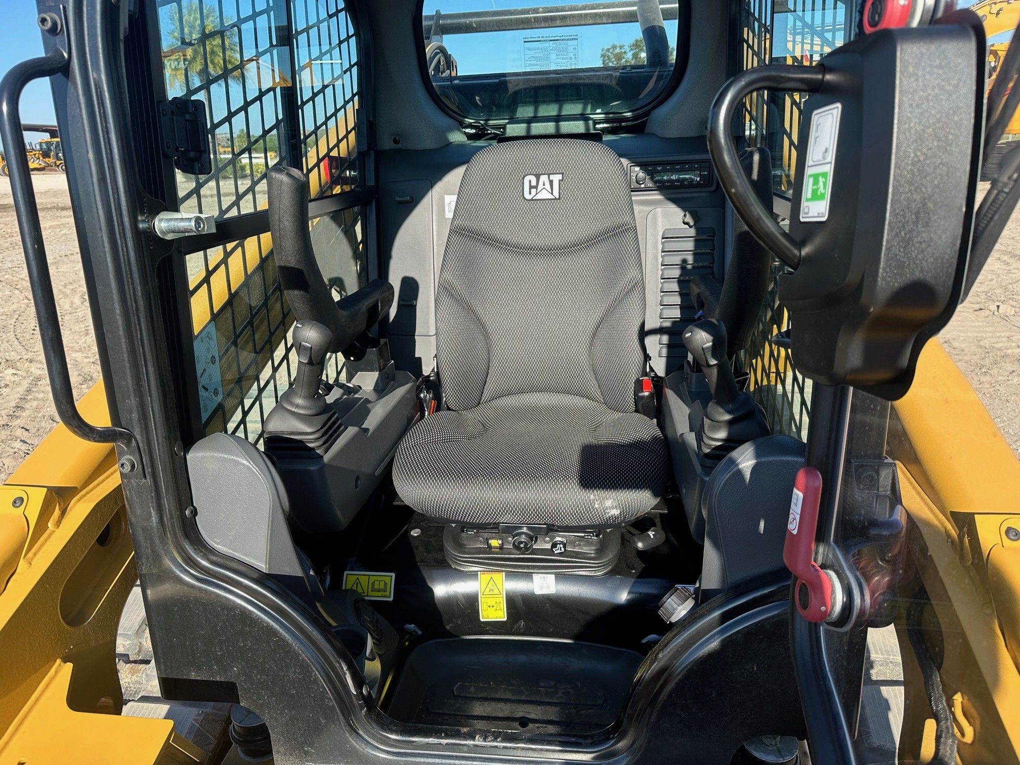 2024 CAT 299D3 Photo 7 Thumbnail