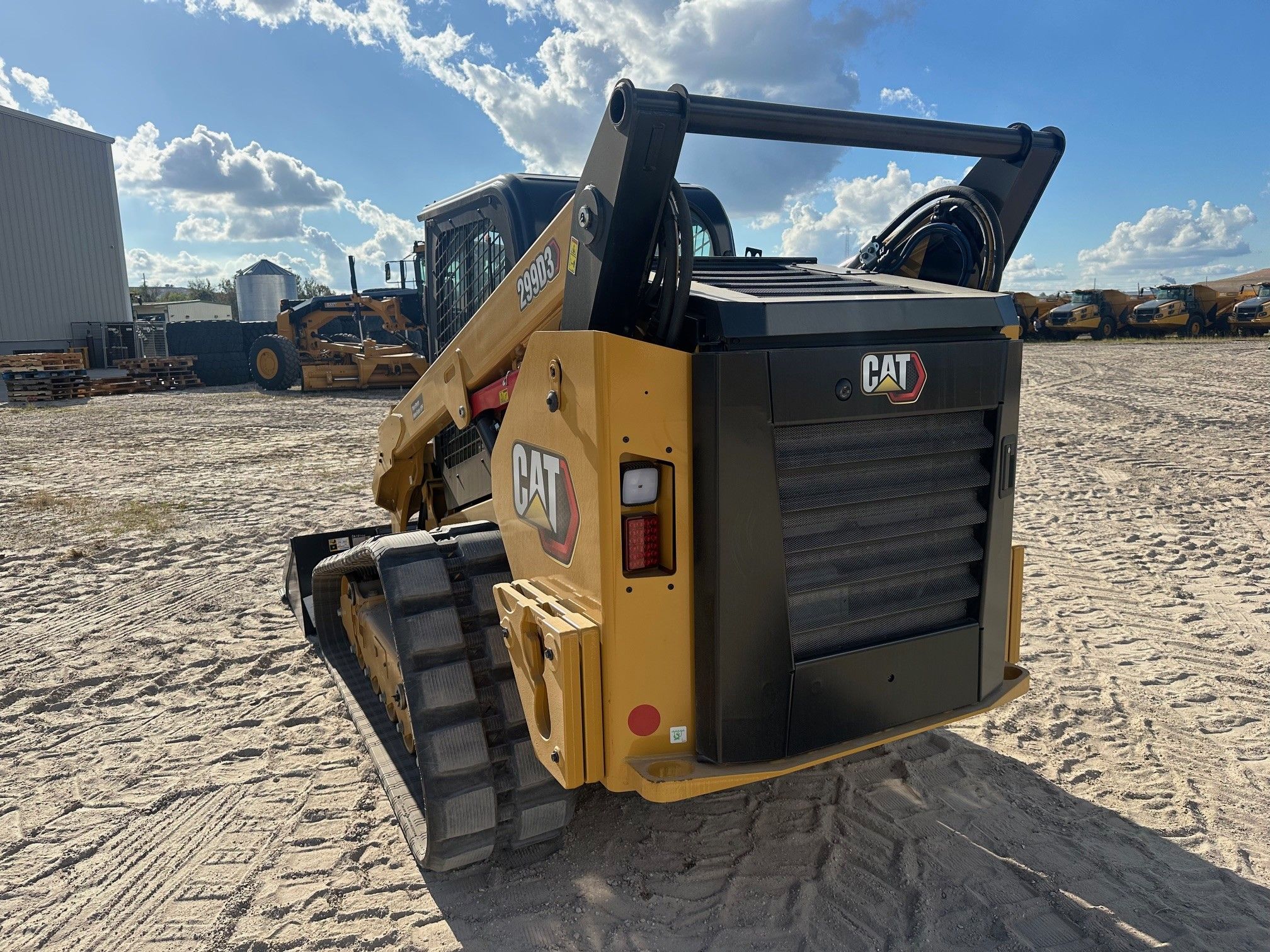 2024 CAT 299D3 Photo 3 Thumbnail