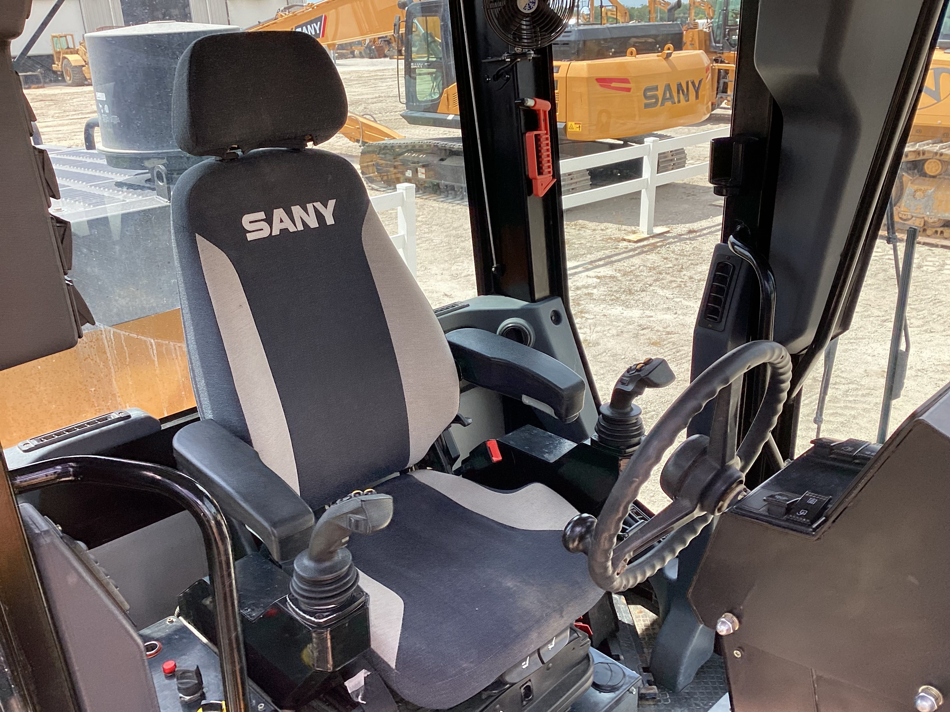 2022 SANY SMG200C-8 Photo 7 Thumbnail