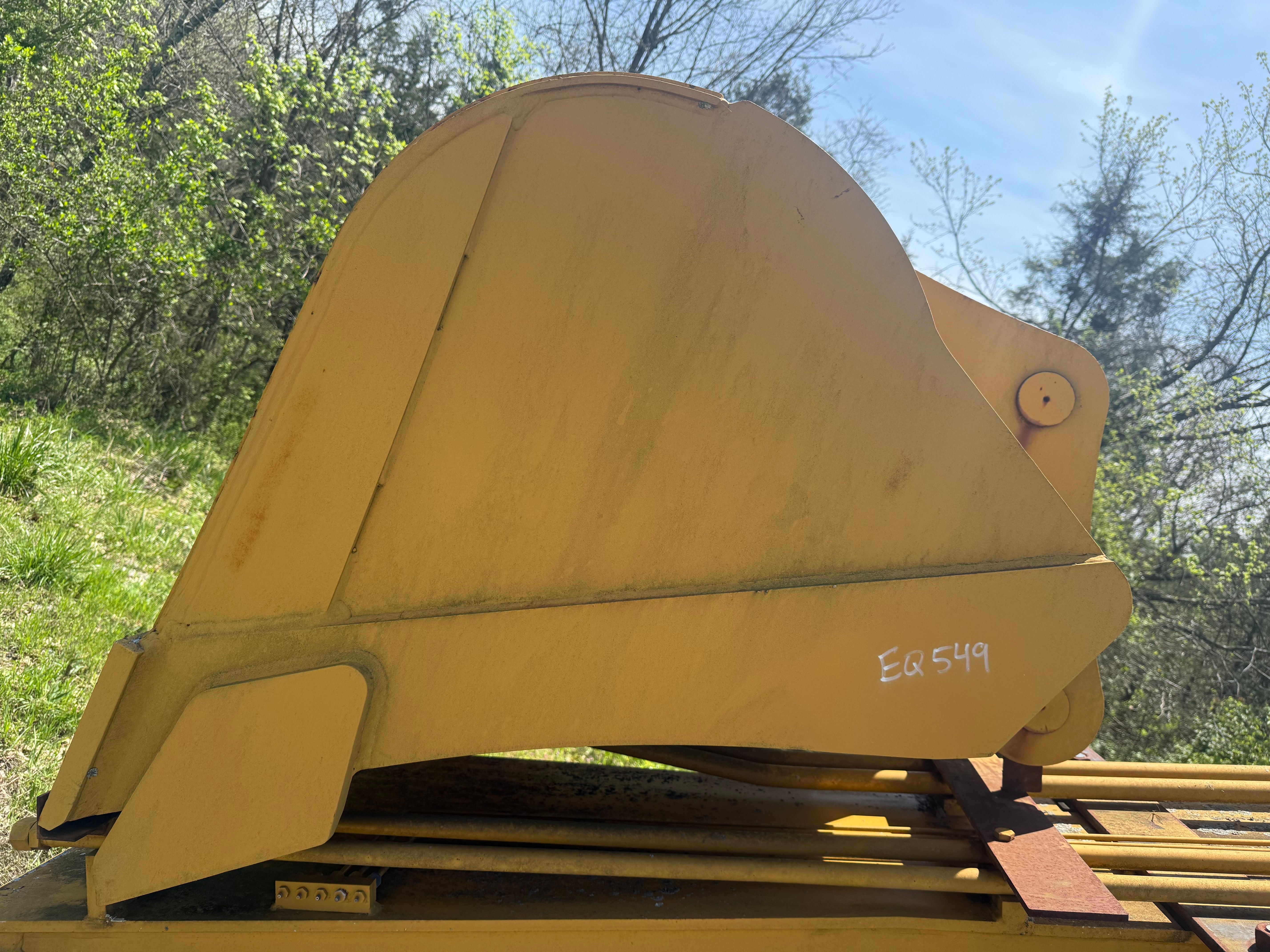 60' EXCAVATOR LONG FRONT Photo 1 Thumbnail