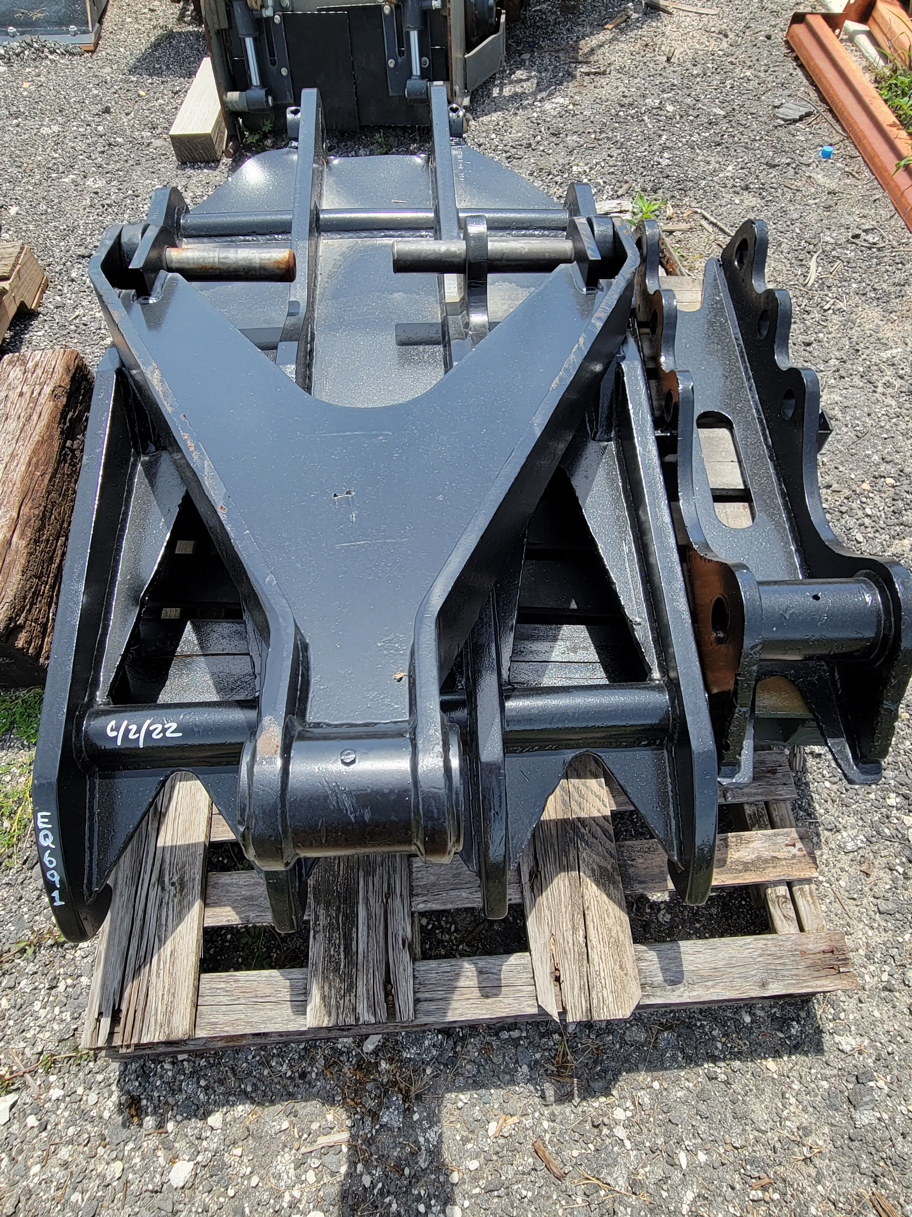 FLECO (SANY) 32" MANUAL THUMB FOR SY335 Photo 1 Thumbnail