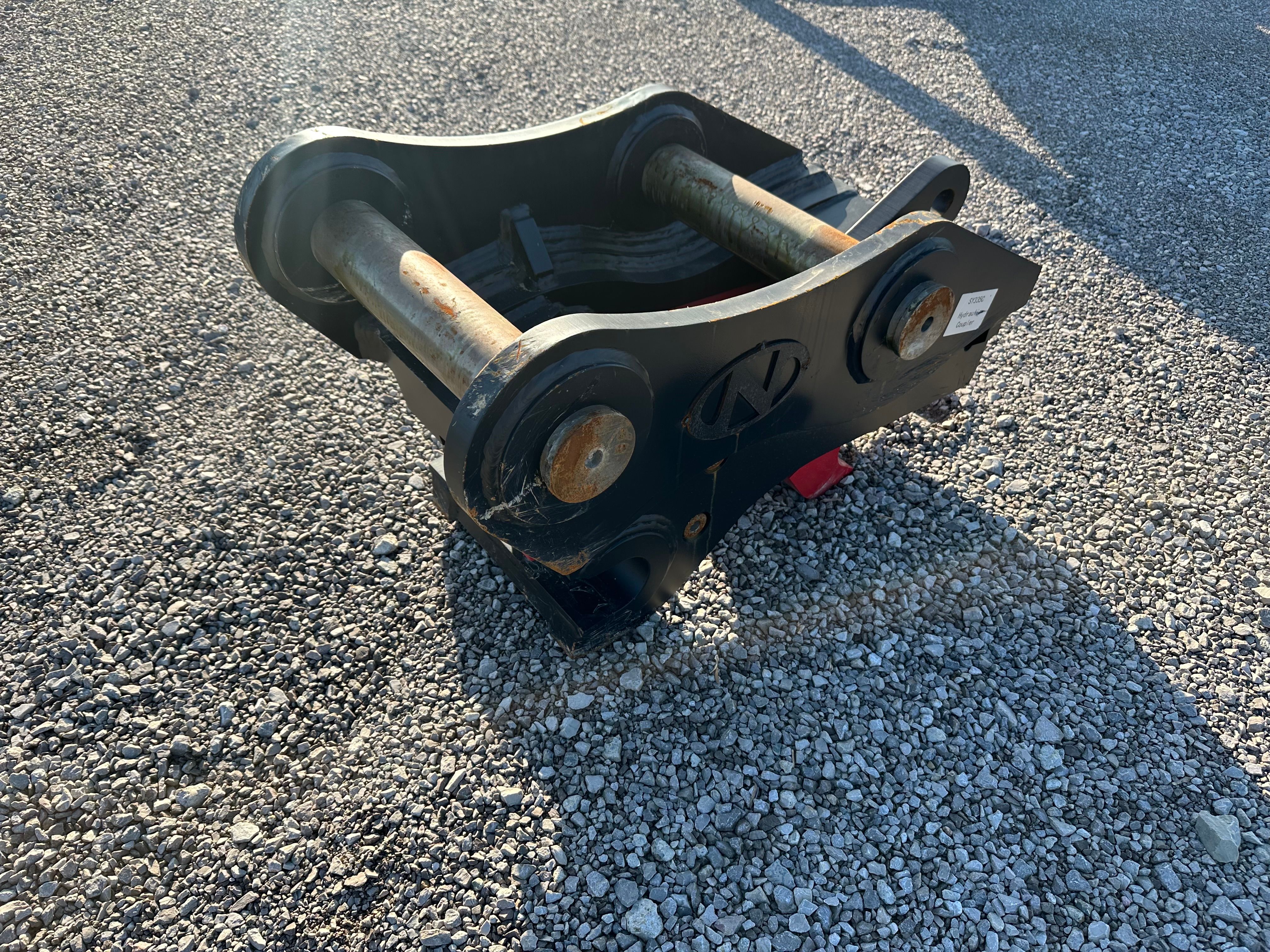 HYDRAULIC COUPLER FOR NEW MODEL SY335C Photo 2 Thumbnail