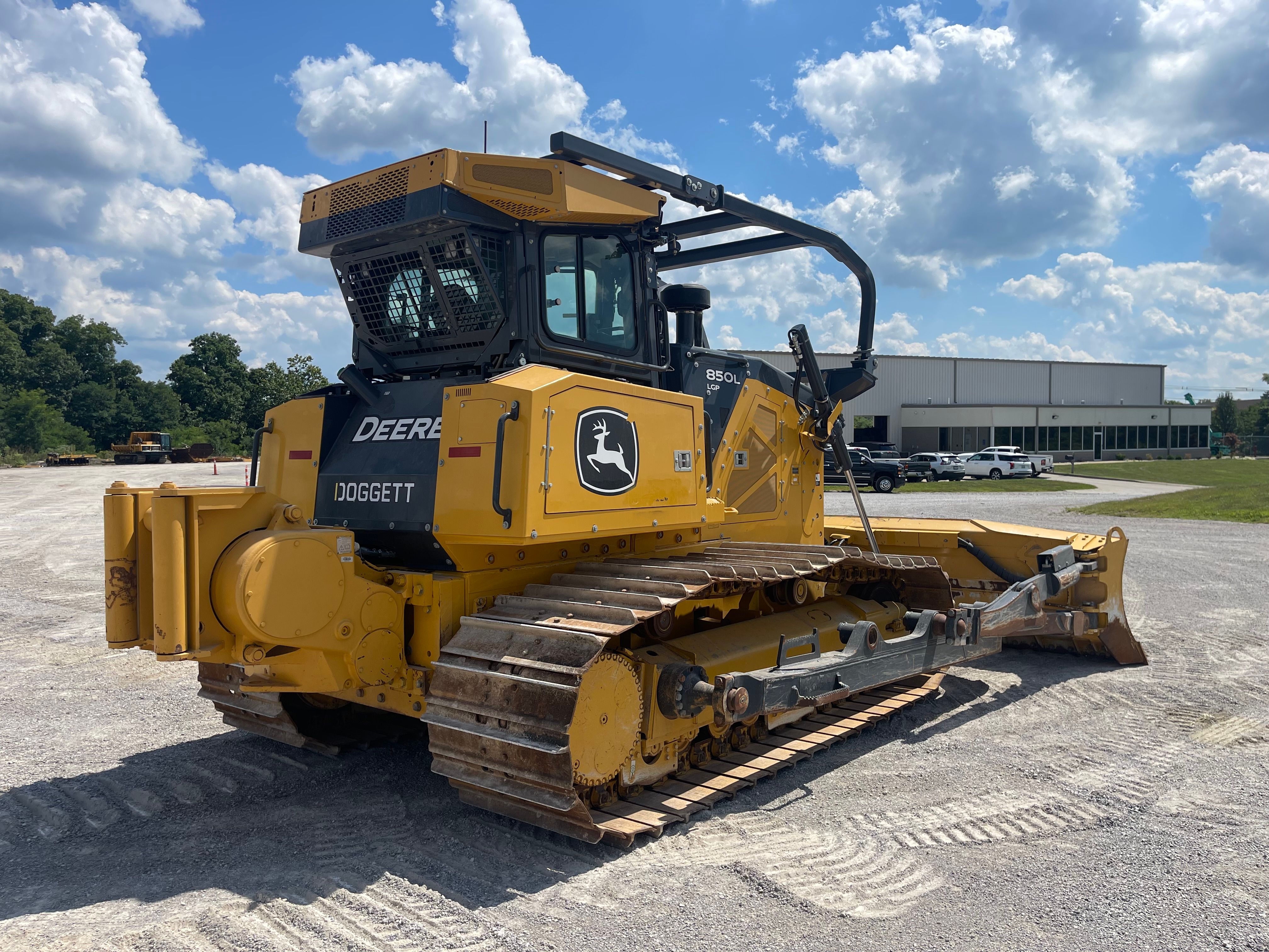 2019 JOHN DEERE 850L Photo 3 Thumbnail