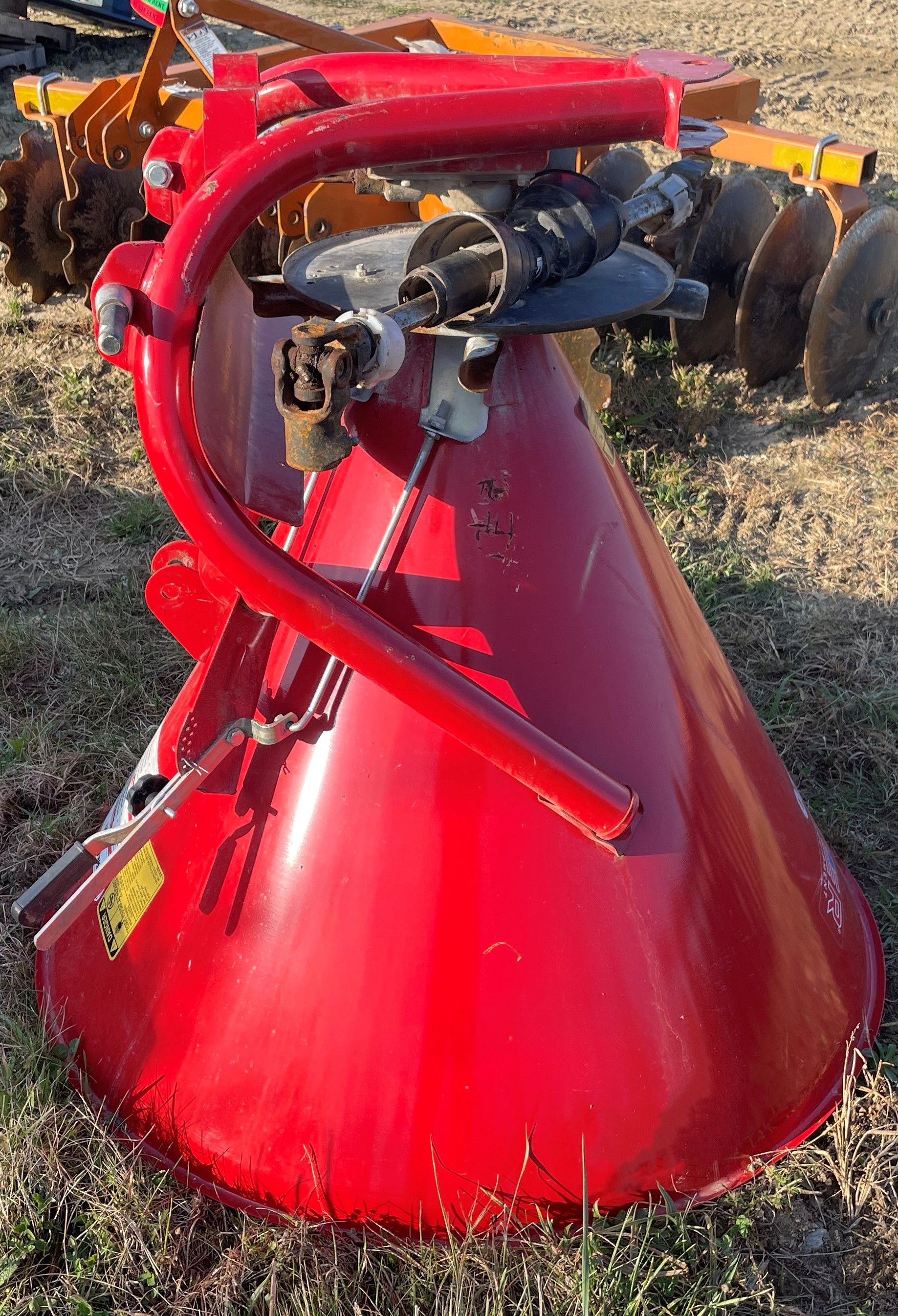 Fertilizer Cone Spreader for tractor Photo 1 Thumbnail
