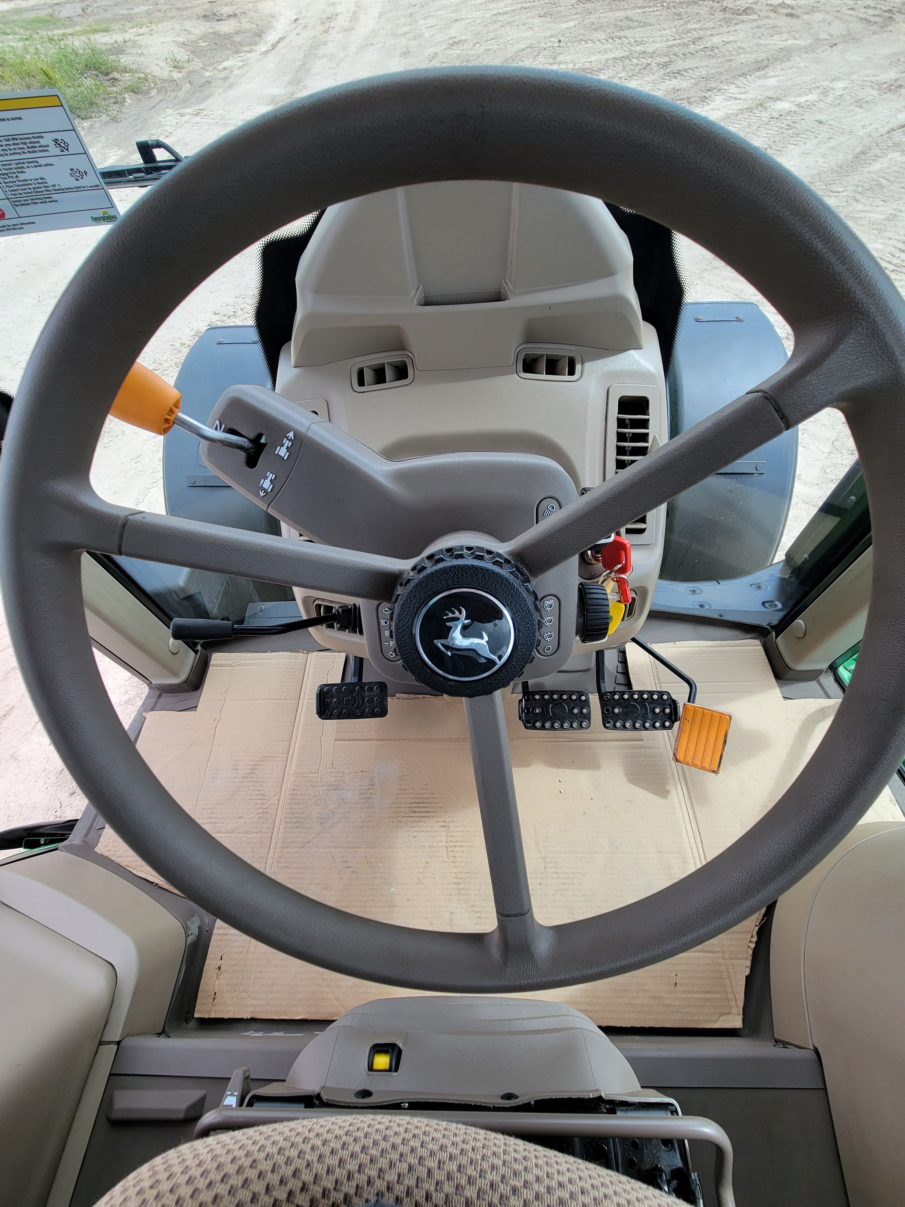 2021 JOHN DEERE 6130M Photo 10 Thumbnail