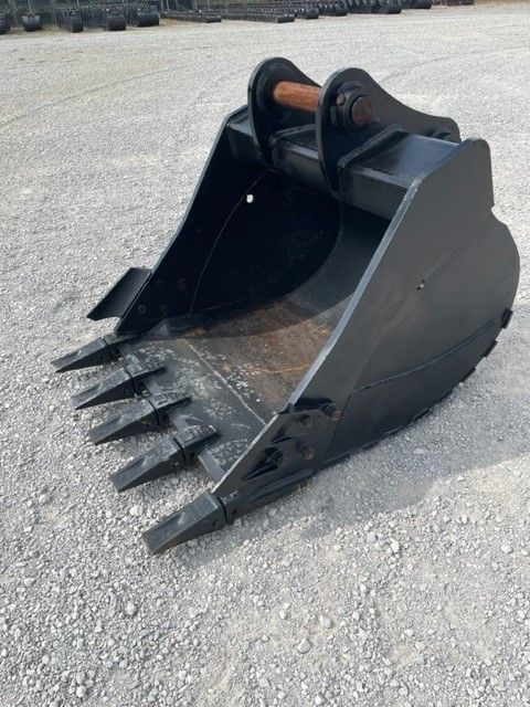 48" EXCAVATOR DIGGING BUCKET w/ Plate Photo 3 Thumbnail