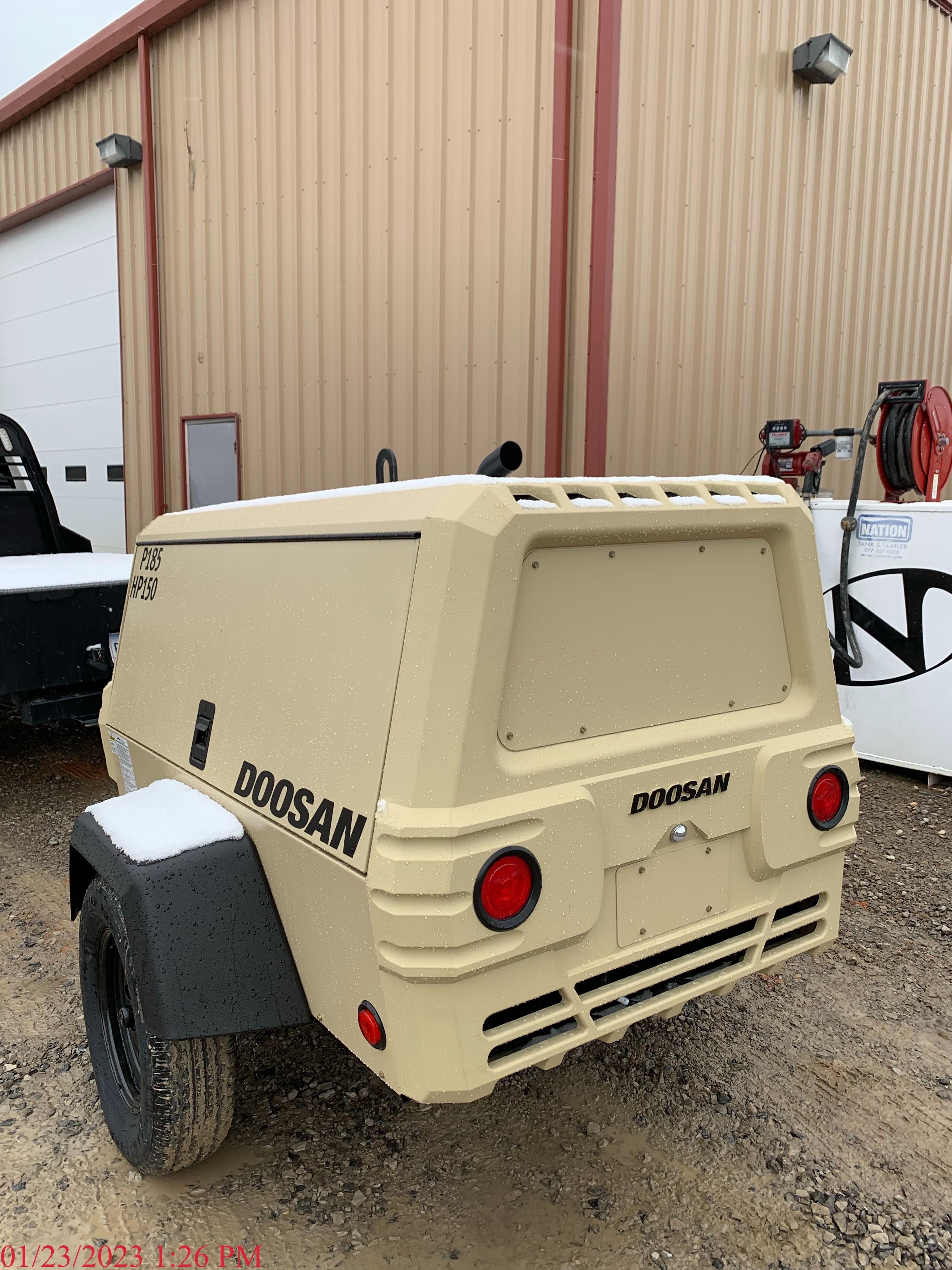 2023 DOOSAN P185 Photo 2 Thumbnail