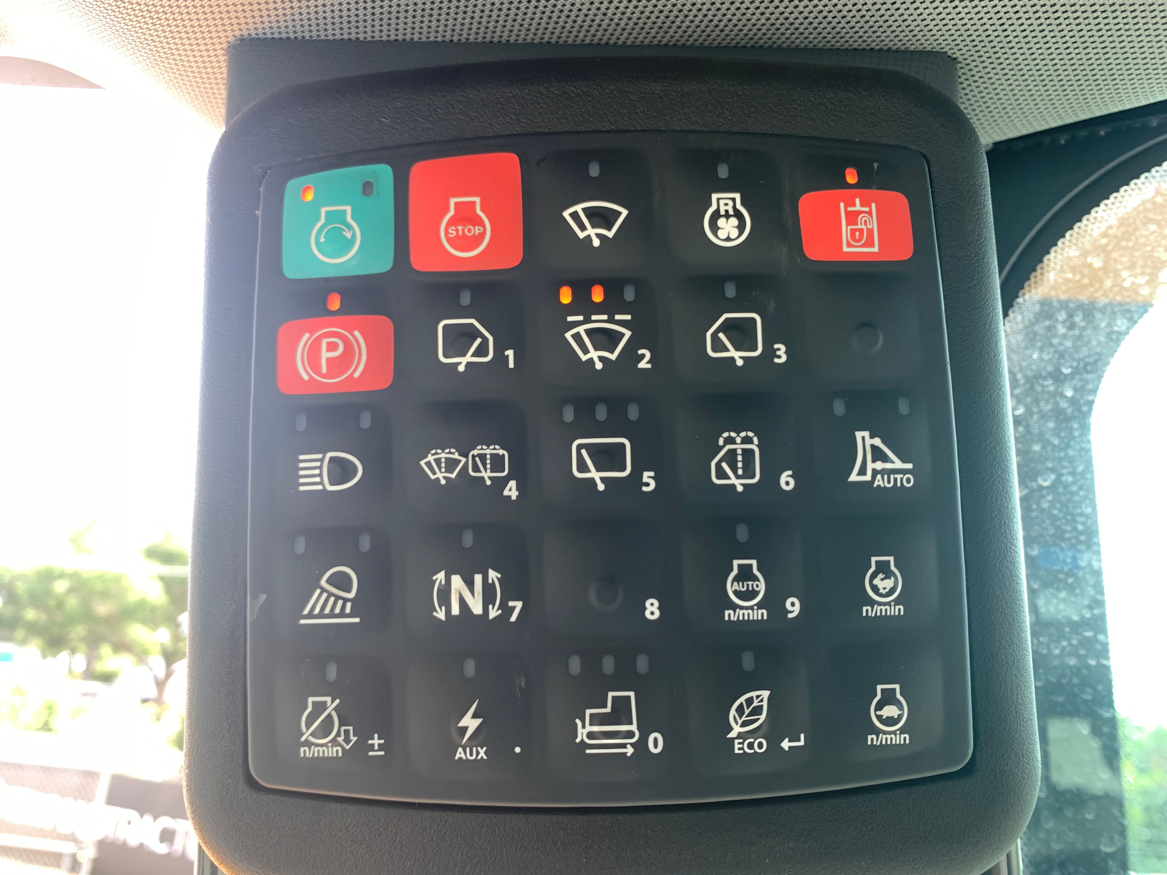 2023 JOHN DEERE 650 P-TIER Photo 11 Thumbnail