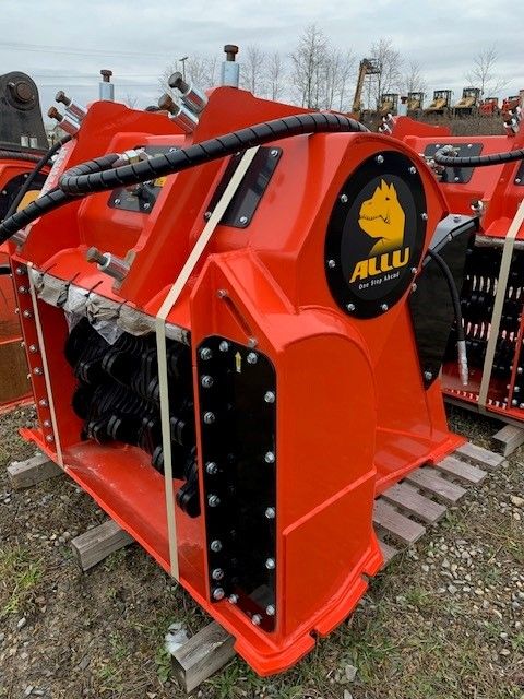 1.5 YD PADDING BUCKET Photo 4 Thumbnail