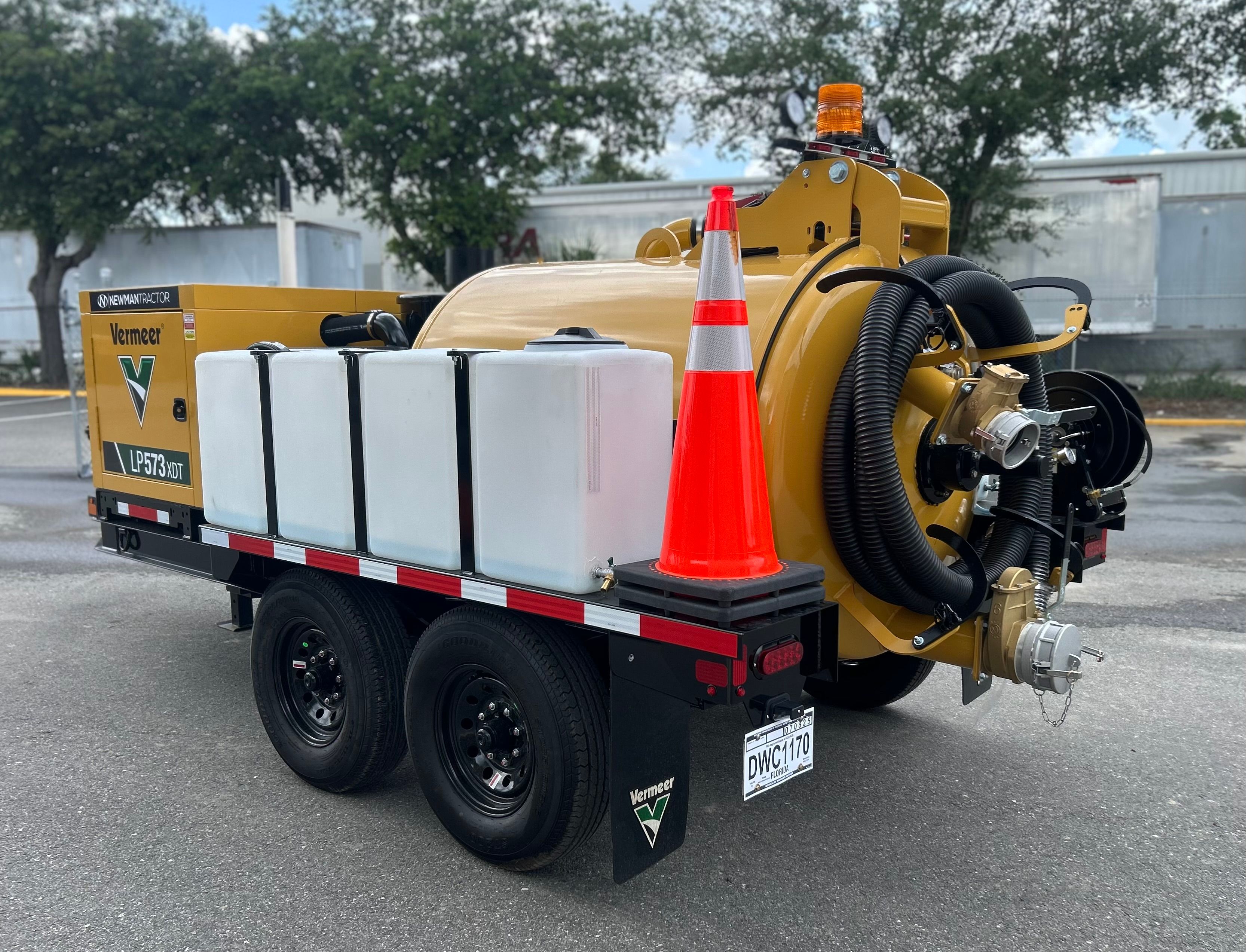 VERMEER LP573XDT T/A VAC TRAILER Photo 2 Thumbnail