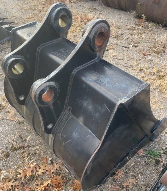 54" GP EXCAVATOR BUCKET FOR LIEBHERR 912 LIT. Photo 1 Thumbnail