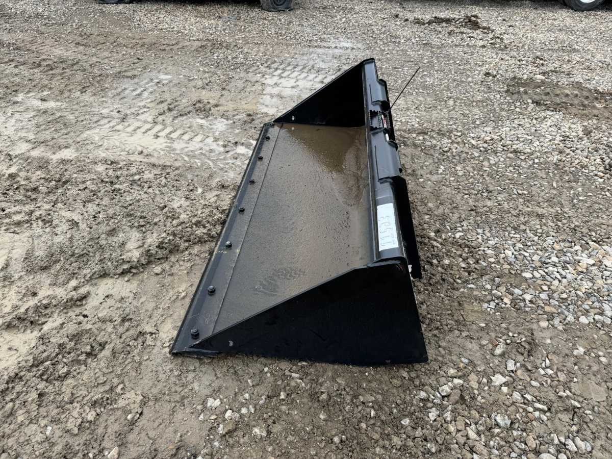 84" BUCKET FOR 333G Photo 1