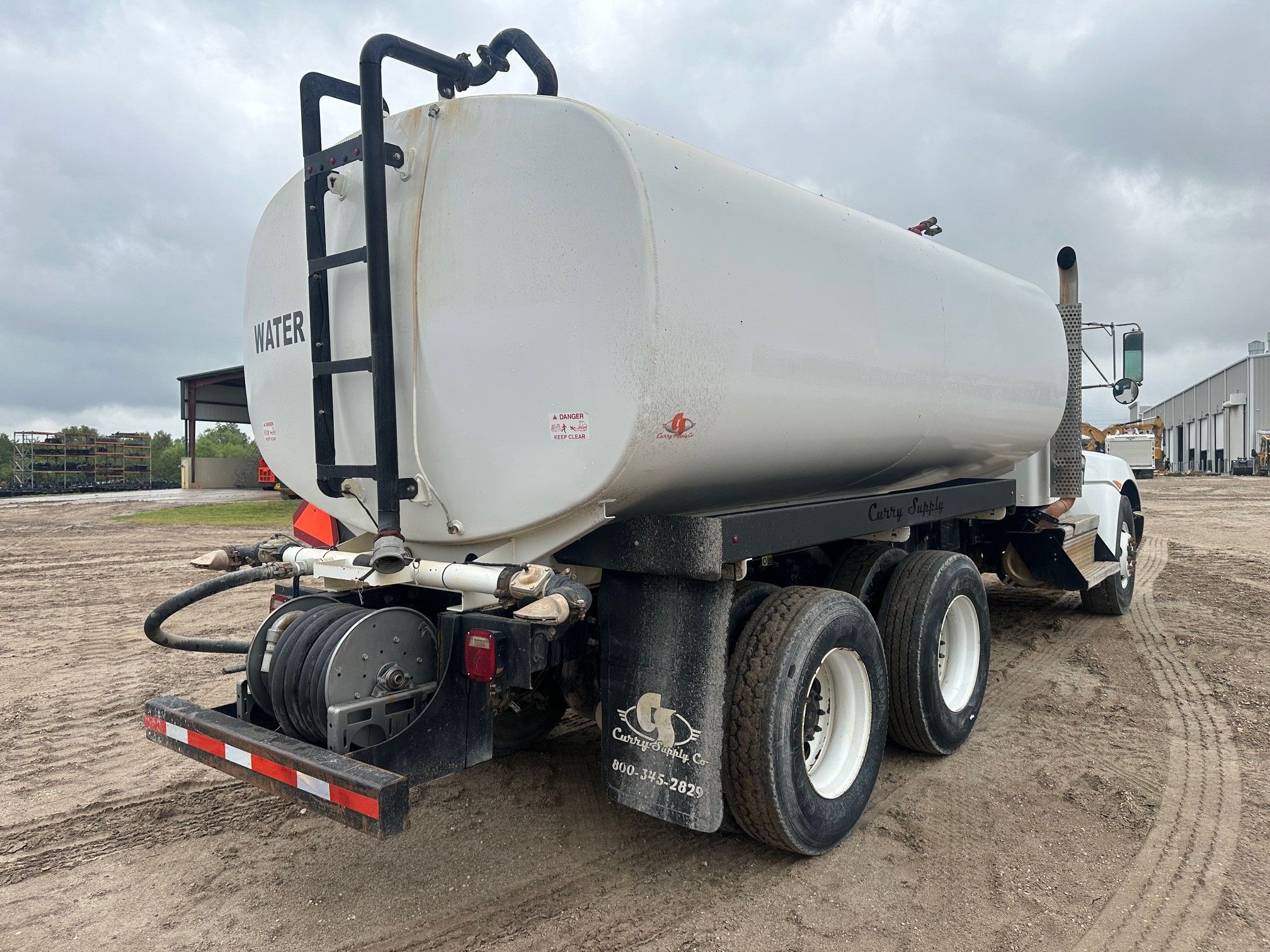 2019 KENWORTH T370 WATER Photo 4 Thumbnail