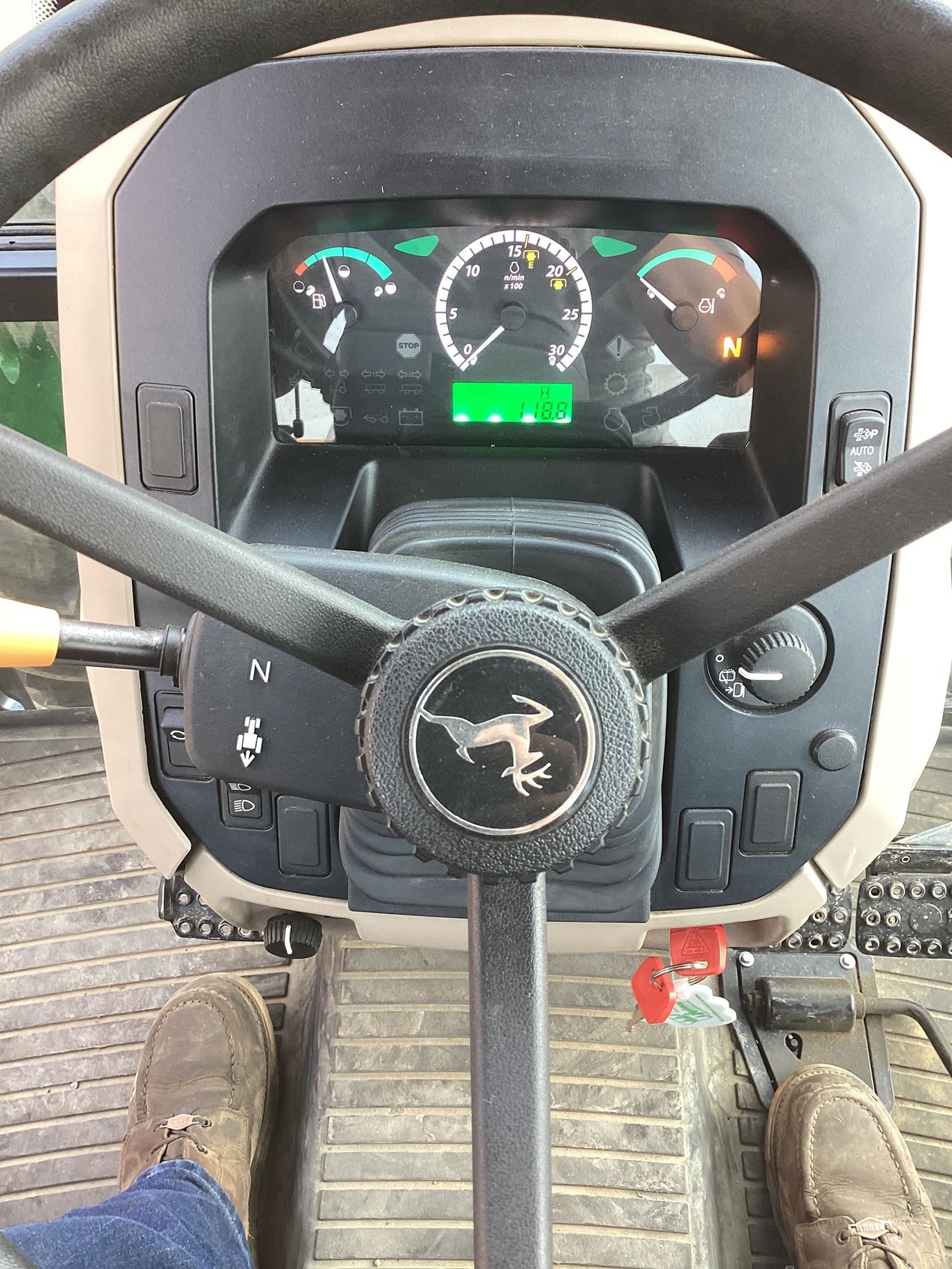 2022 JOHN DEERE 5075E Photo 2 Thumbnail