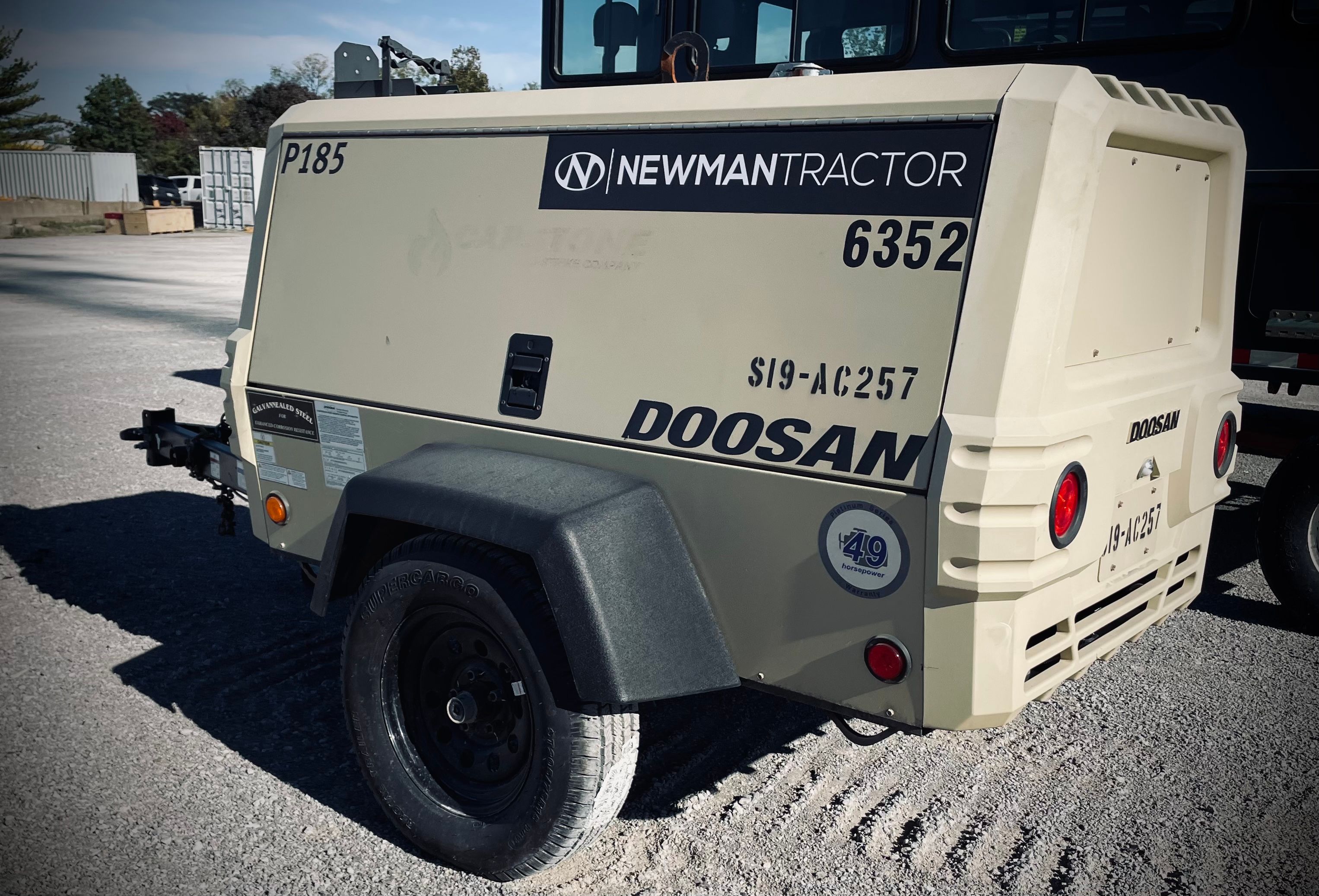 2019 DOOSAN P185 Photo 5 Thumbnail