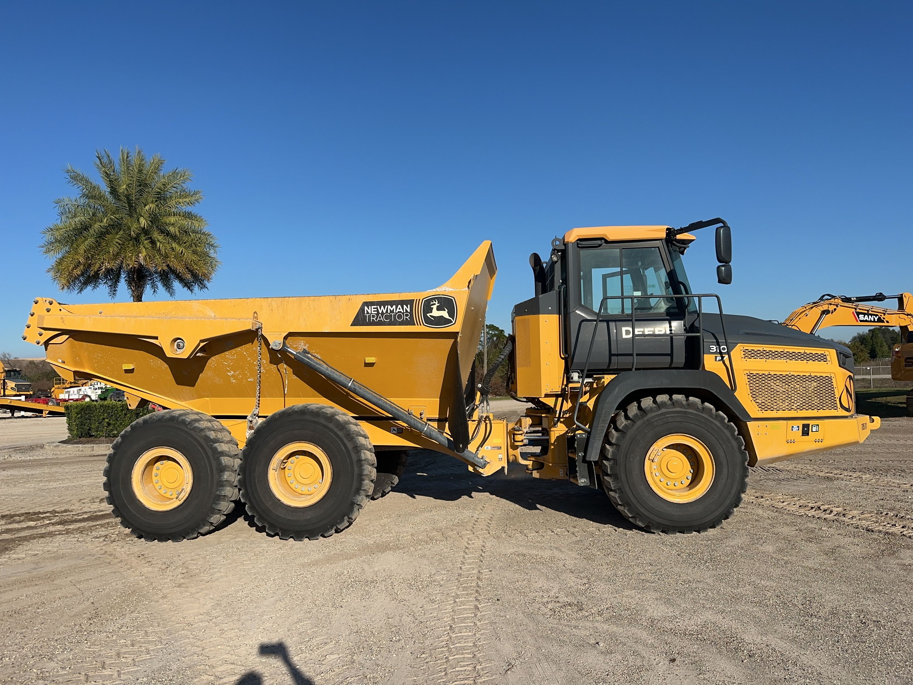 2024 JOHN DEERE 310P Photo 2 Thumbnail